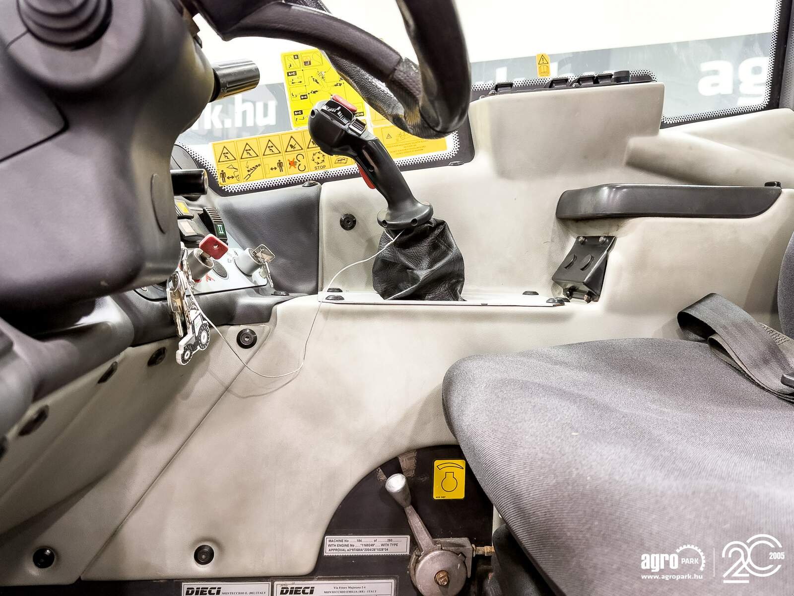 Teleskopstapler a típus DIECI Agri Plus 40.7 HVS 7 m lifting height, 4000 kg capacity, air conditioner, Joystick, pallet forks, air suspended seat, LED lighting, 128 HP engine, Gebrauchtmaschine ekkor: Csengele (Kép 12)