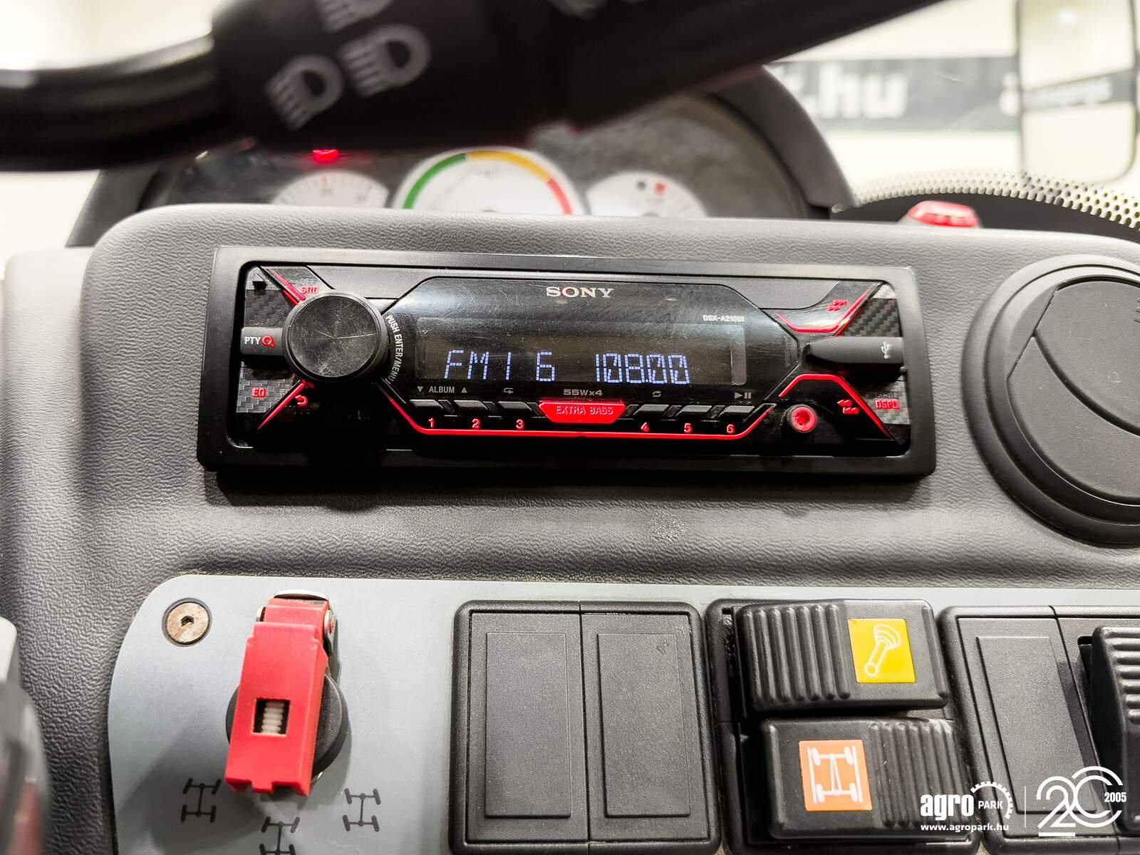 Teleskopstapler a típus DIECI Agri Plus 40.7 HVS 7 m lifting height, 4000 kg capacity, air conditioner, Joystick, pallet forks, air suspended seat, LED lighting, 128 HP engine, Gebrauchtmaschine ekkor: Csengele (Kép 17)