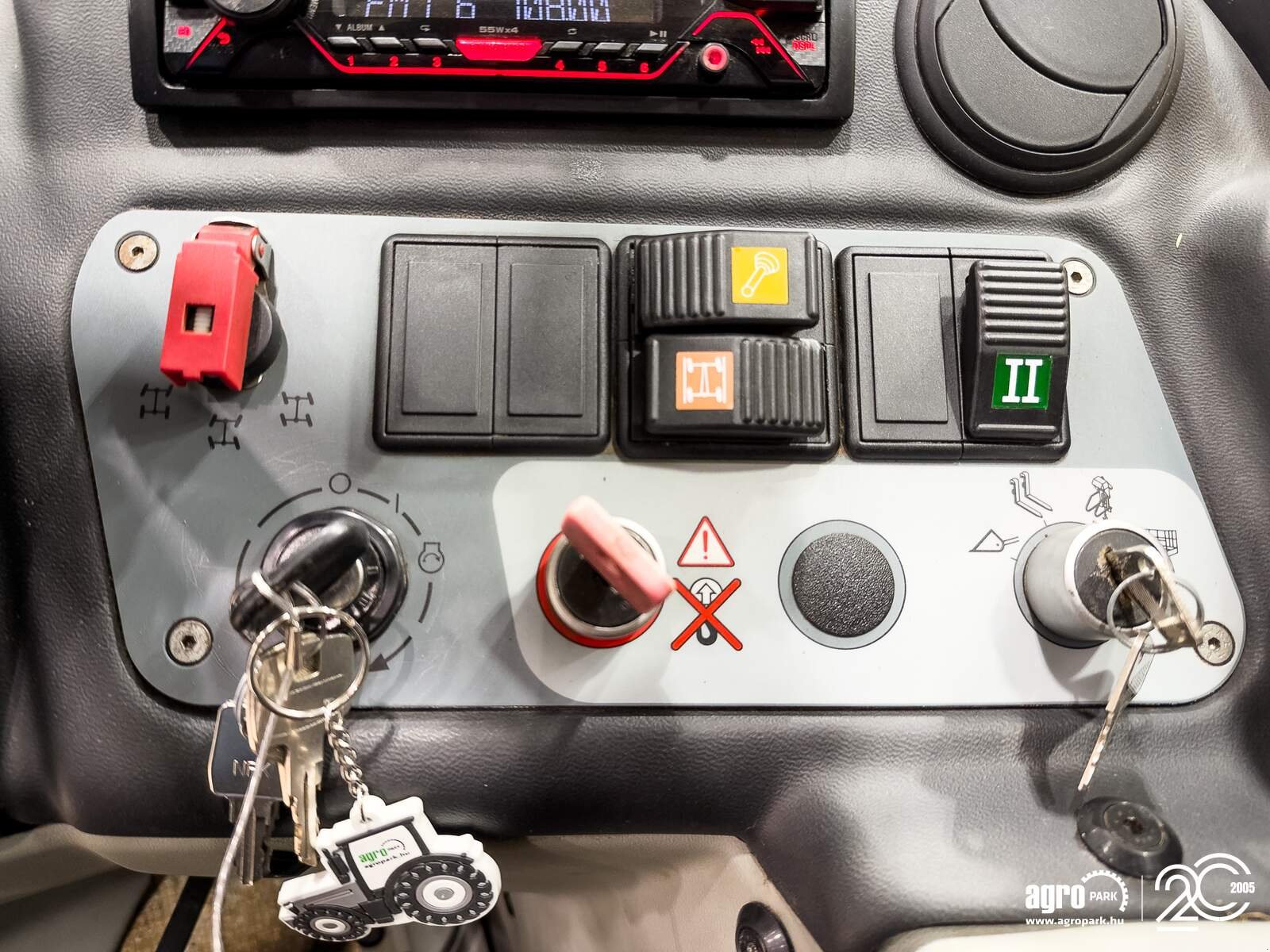 Teleskopstapler a típus DIECI Agri Plus 40.7 HVS 7 m lifting height, 4000 kg capacity, air conditioner, Joystick, pallet forks, air suspended seat, LED lighting, 128 HP engine, Gebrauchtmaschine ekkor: Csengele (Kép 18)