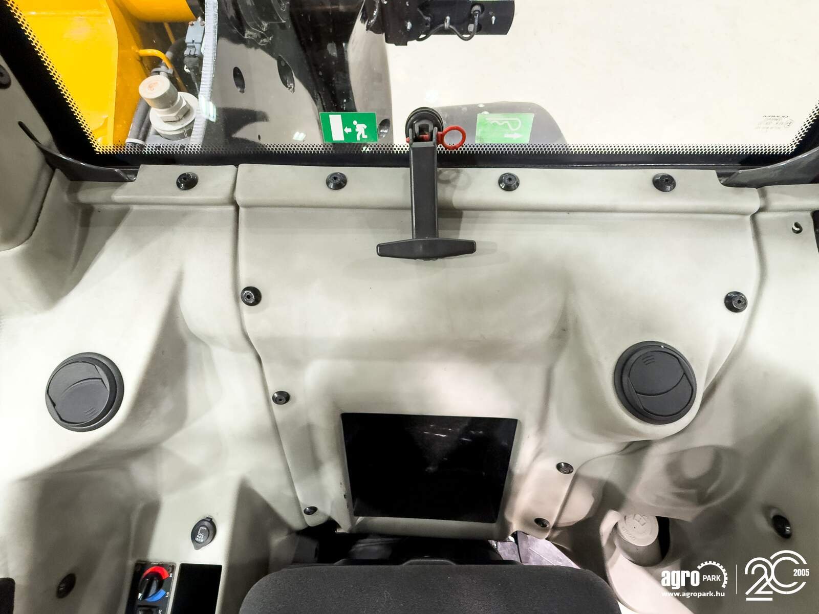 Teleskopstapler a típus DIECI Agri Plus 40.7 HVS 7 m lifting height, 4000 kg capacity, air conditioner, Joystick, pallet forks, air suspended seat, LED lighting, 128 HP engine, Gebrauchtmaschine ekkor: Csengele (Kép 27)