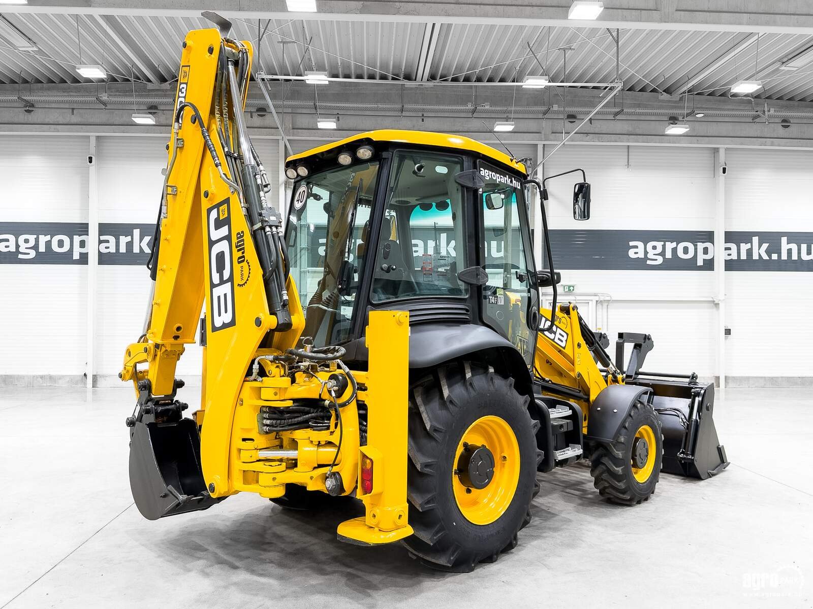 Teleskopstapler del tipo JCB 3CX Eco Sitemaster backhoe loader, 92 hp, air con Powershift, SRS, 4 buckets + forks, Gebrauchtmaschine In Csengele (Immagine 4)