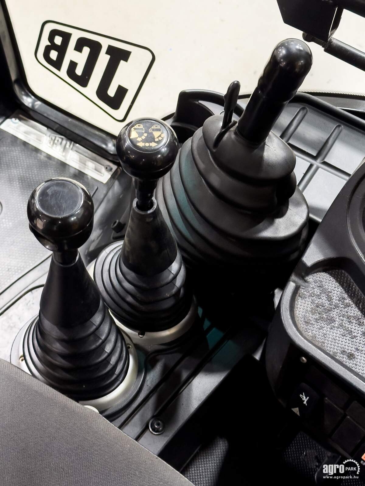 Teleskopstapler del tipo JCB 3CX Eco Sitemaster backhoe loader, 92 hp, air con Powershift, SRS, 4 buckets + forks, Gebrauchtmaschine In Csengele (Immagine 14)