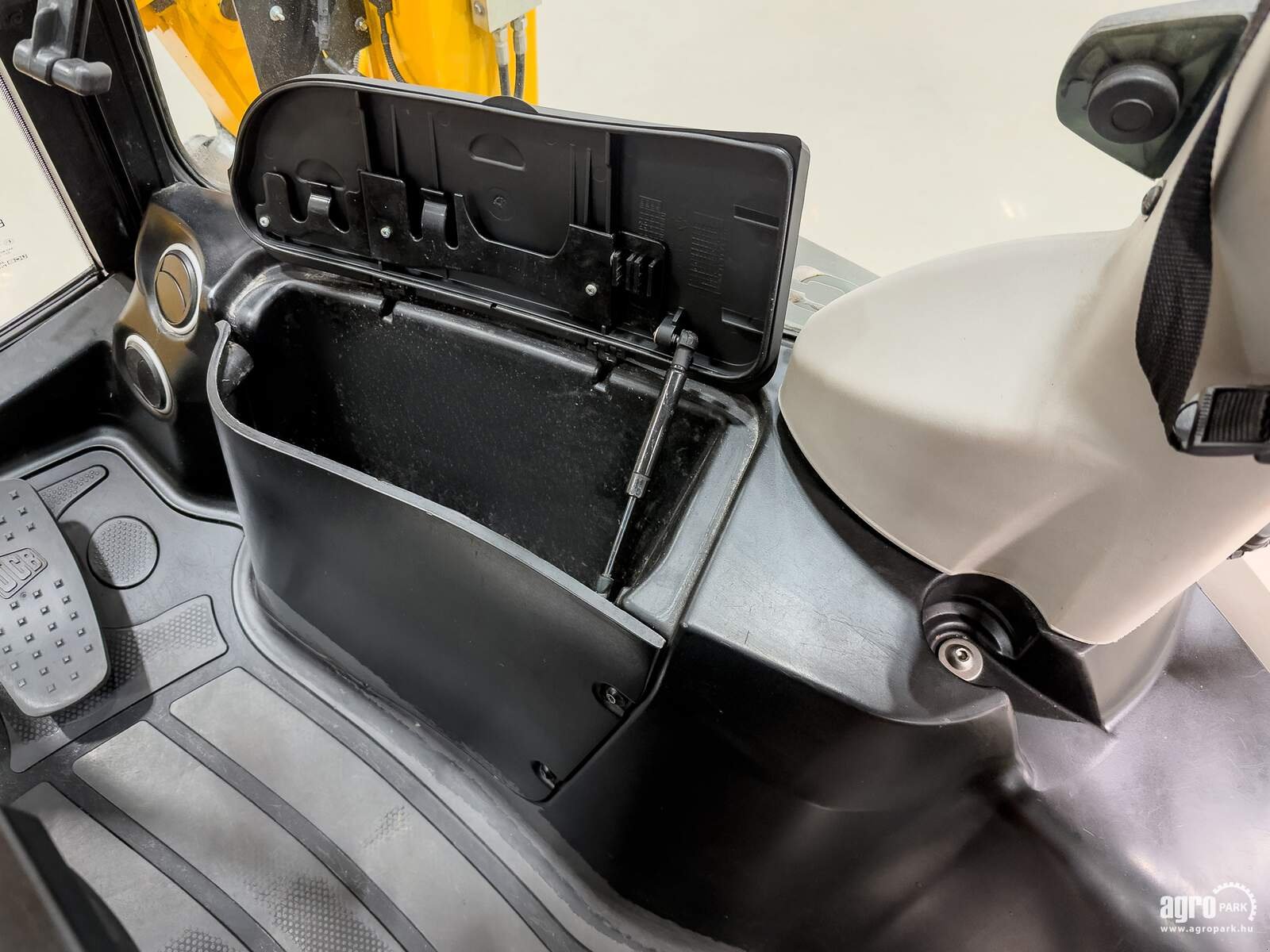 Teleskopstapler del tipo JCB 3CX Eco Sitemaster backhoe loader, 92 hp, air con Powershift, SRS, 4 buckets + forks, Gebrauchtmaschine In Csengele (Immagine 28)