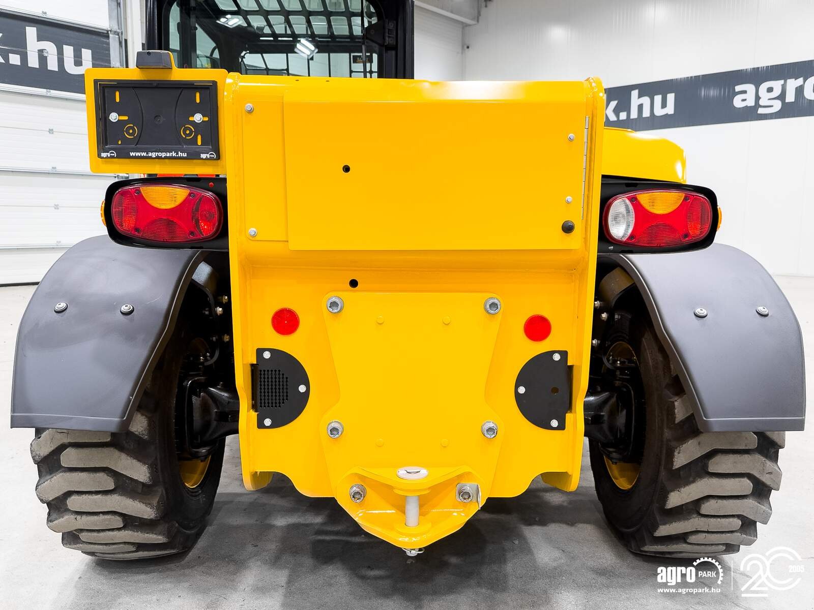 Teleskopstapler του τύπου JCB 525-60 Hi-Viz 2 m total height, 6 m reach, 2,5 ton lifting capacity, air con, pallet forks + bucket, Gebrauchtmaschine σε Csengele (Φωτογραφία 8)