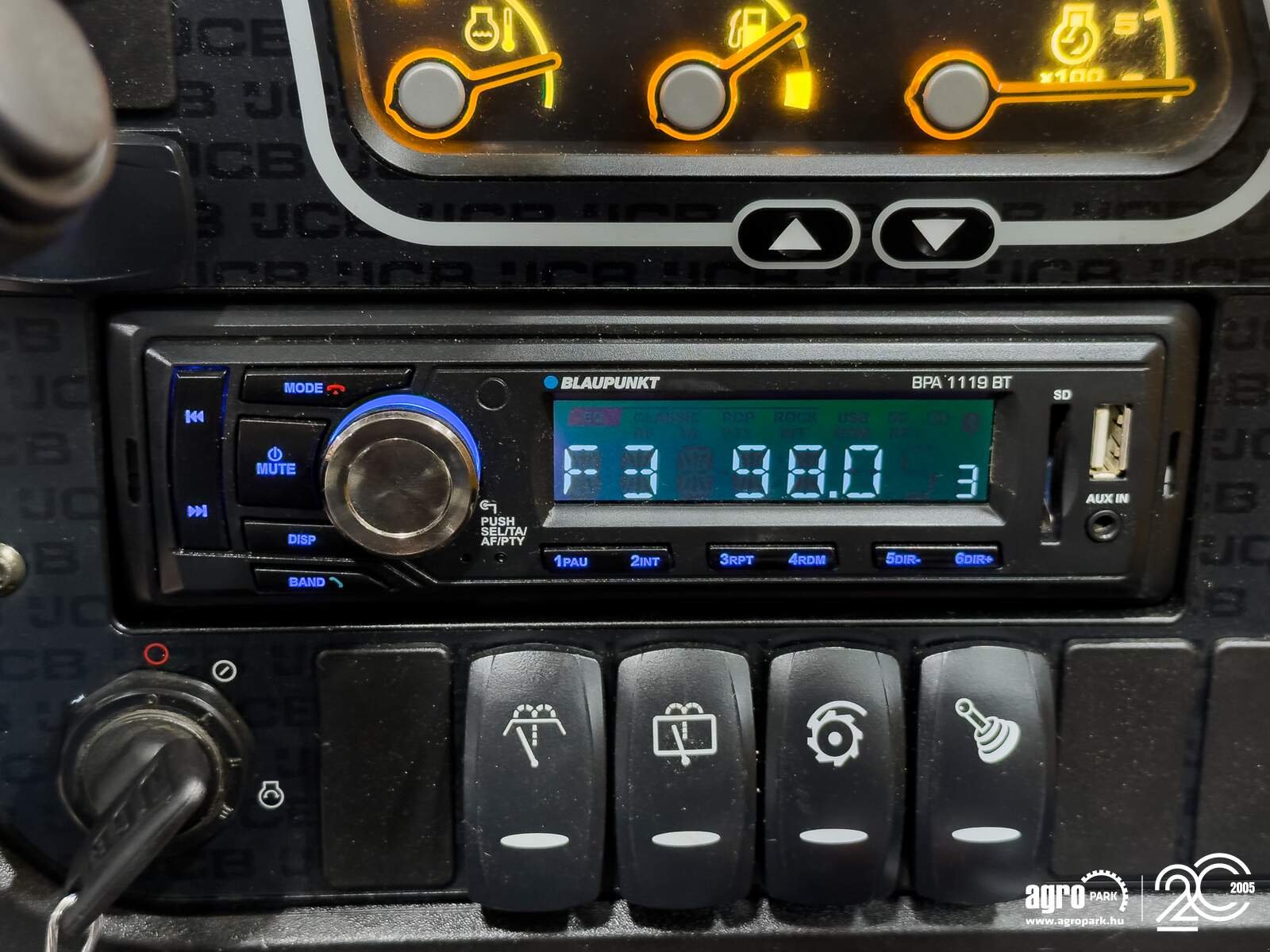 Teleskopstapler του τύπου JCB 525-60 Hi-Viz 2 m total height, 6 m reach, 2,5 ton lifting capacity, air con, pallet forks + bucket, Gebrauchtmaschine σε Csengele (Φωτογραφία 17)