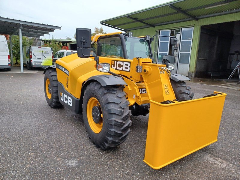 Teleskopstapler des Typs JCB 530-60, Neumaschine in Hindelbank (Bild 1)