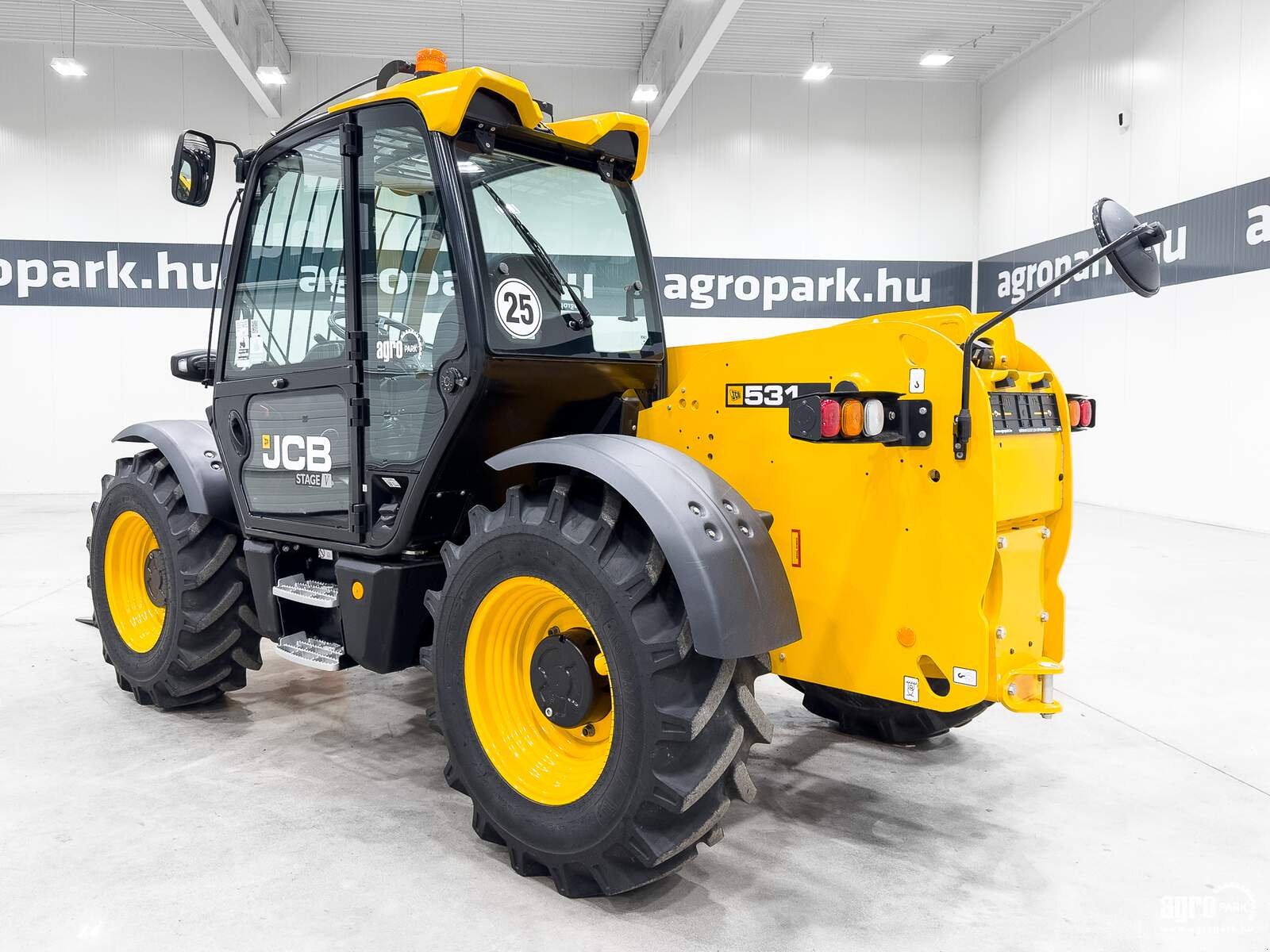 Teleskopstapler Türe ait JCB 531-70, Gebrauchtmaschine içinde Csengele (resim 4)