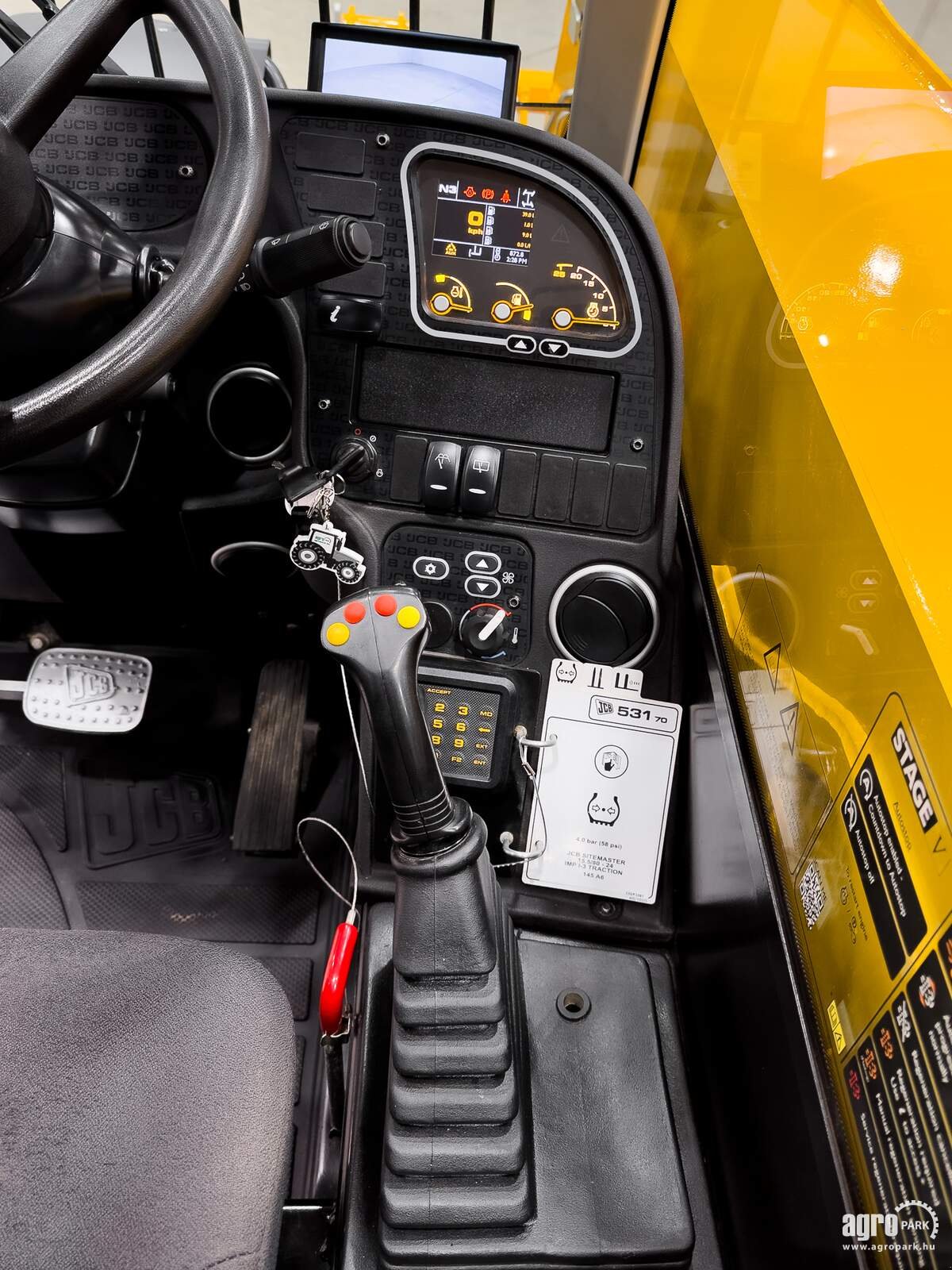 Teleskopstapler Türe ait JCB 531-70, Gebrauchtmaschine içinde Csengele (resim 15)