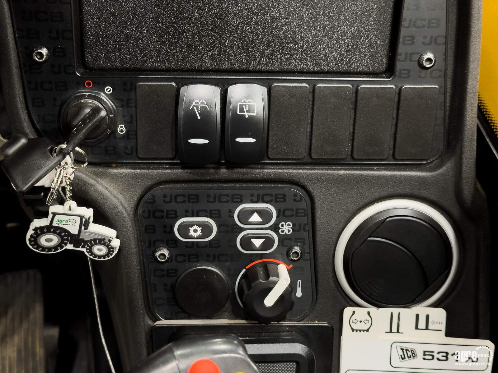 Teleskopstapler Türe ait JCB 531-70, Gebrauchtmaschine içinde Csengele (resim 18)