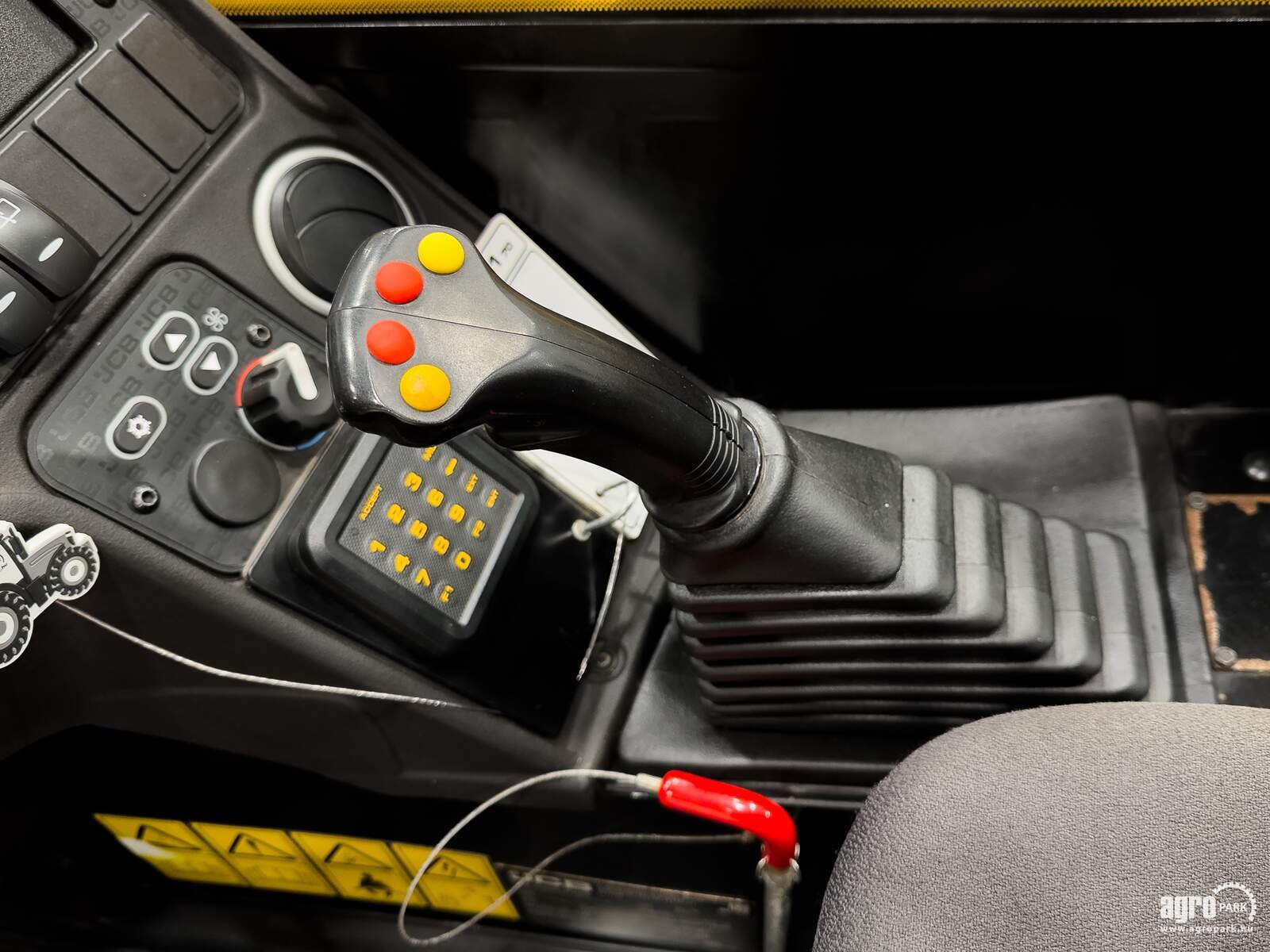 Teleskopstapler Türe ait JCB 531-70, Gebrauchtmaschine içinde Csengele (resim 20)