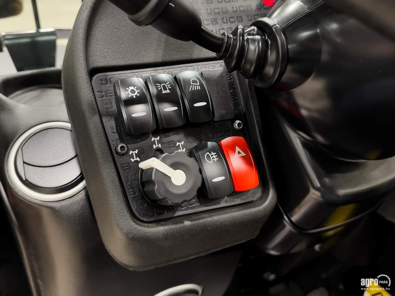 Teleskopstapler Türe ait JCB 531-70, Gebrauchtmaschine içinde Csengele (resim 22)