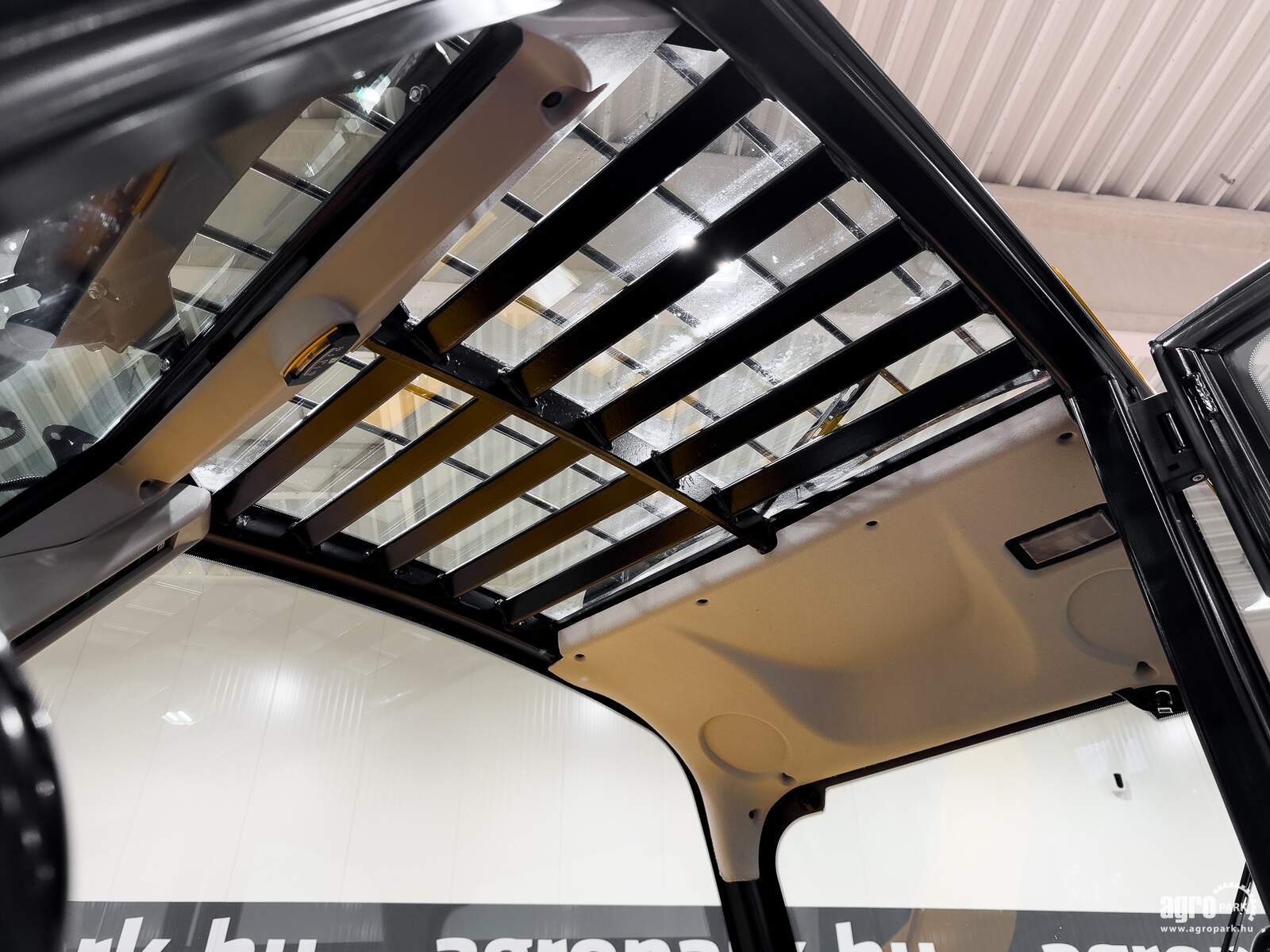 Teleskopstapler Türe ait JCB 531-70, Gebrauchtmaschine içinde Csengele (resim 26)