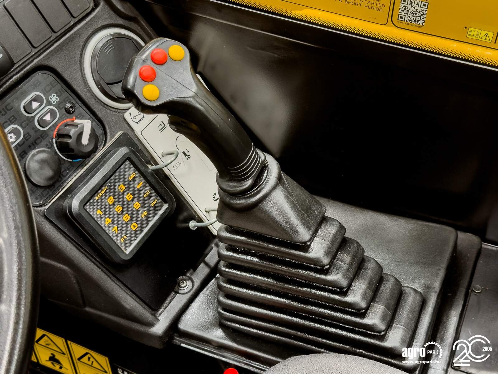 Teleskopstapler des Typs JCB 531-70, Gebrauchtmaschine in Csengele (Bild 20)