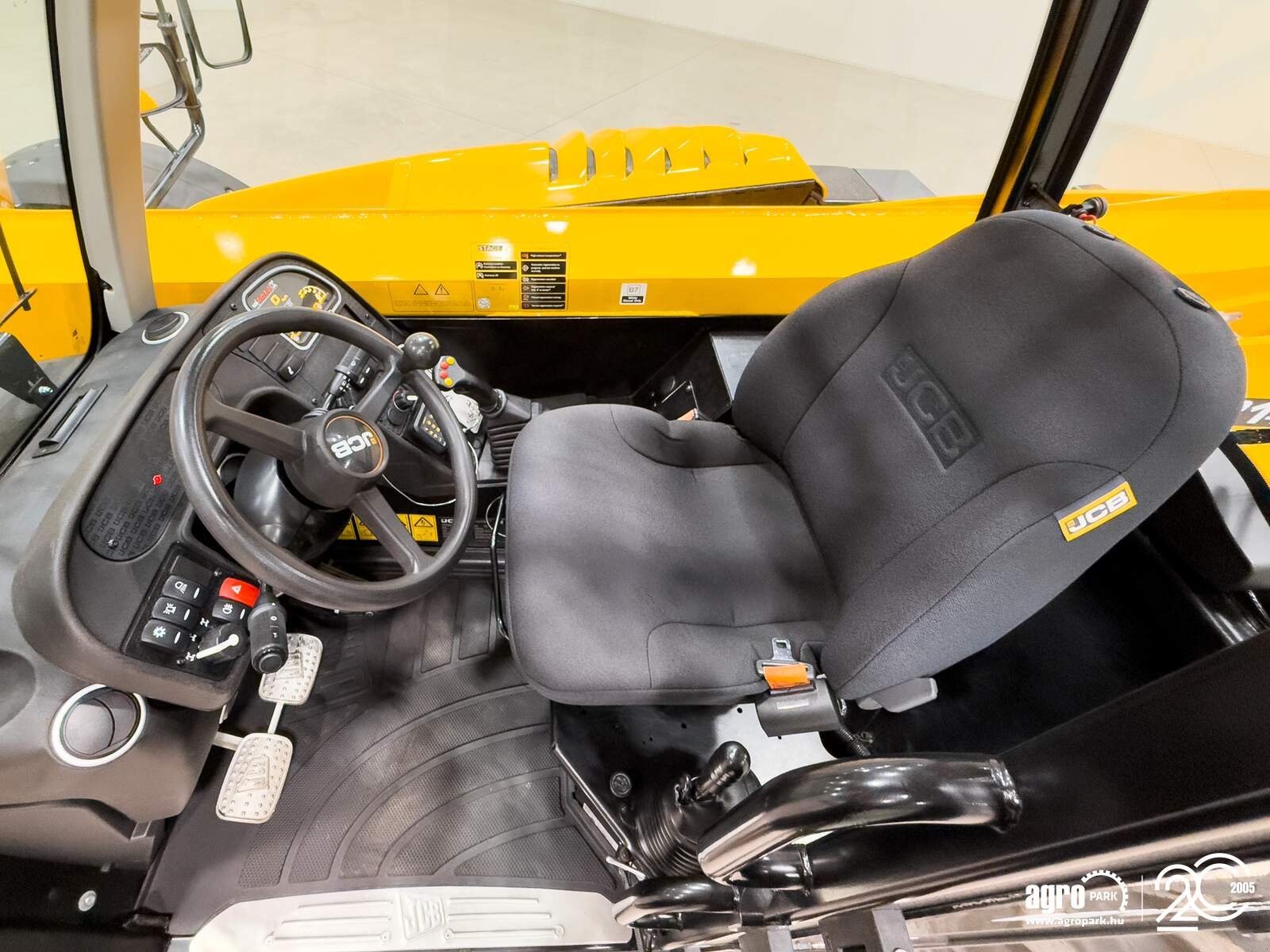 Teleskopstapler des Typs JCB 531-70, Gebrauchtmaschine in Csengele (Bild 8)