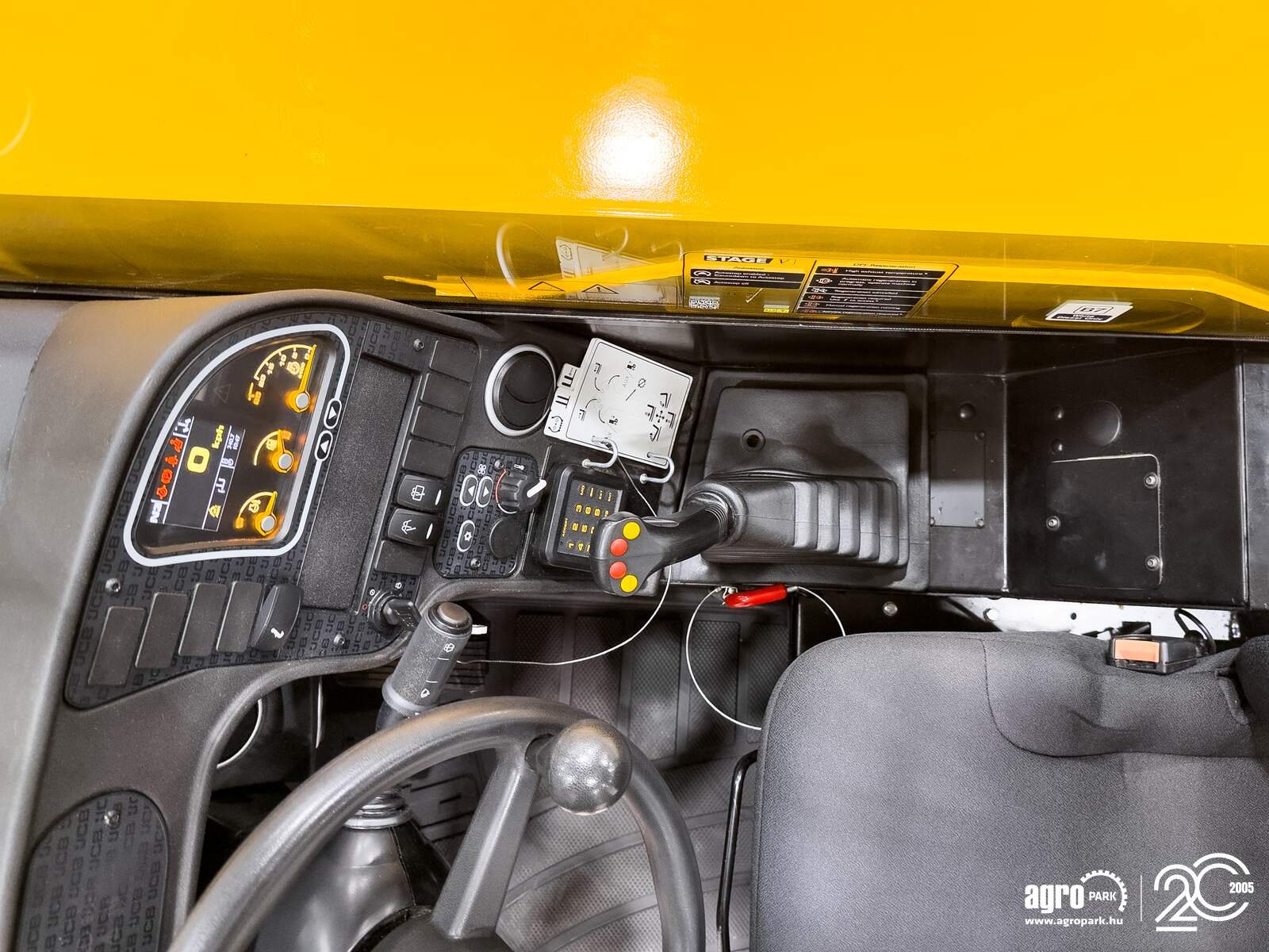 Teleskopstapler des Typs JCB 531-70, Gebrauchtmaschine in Csengele (Bild 9)