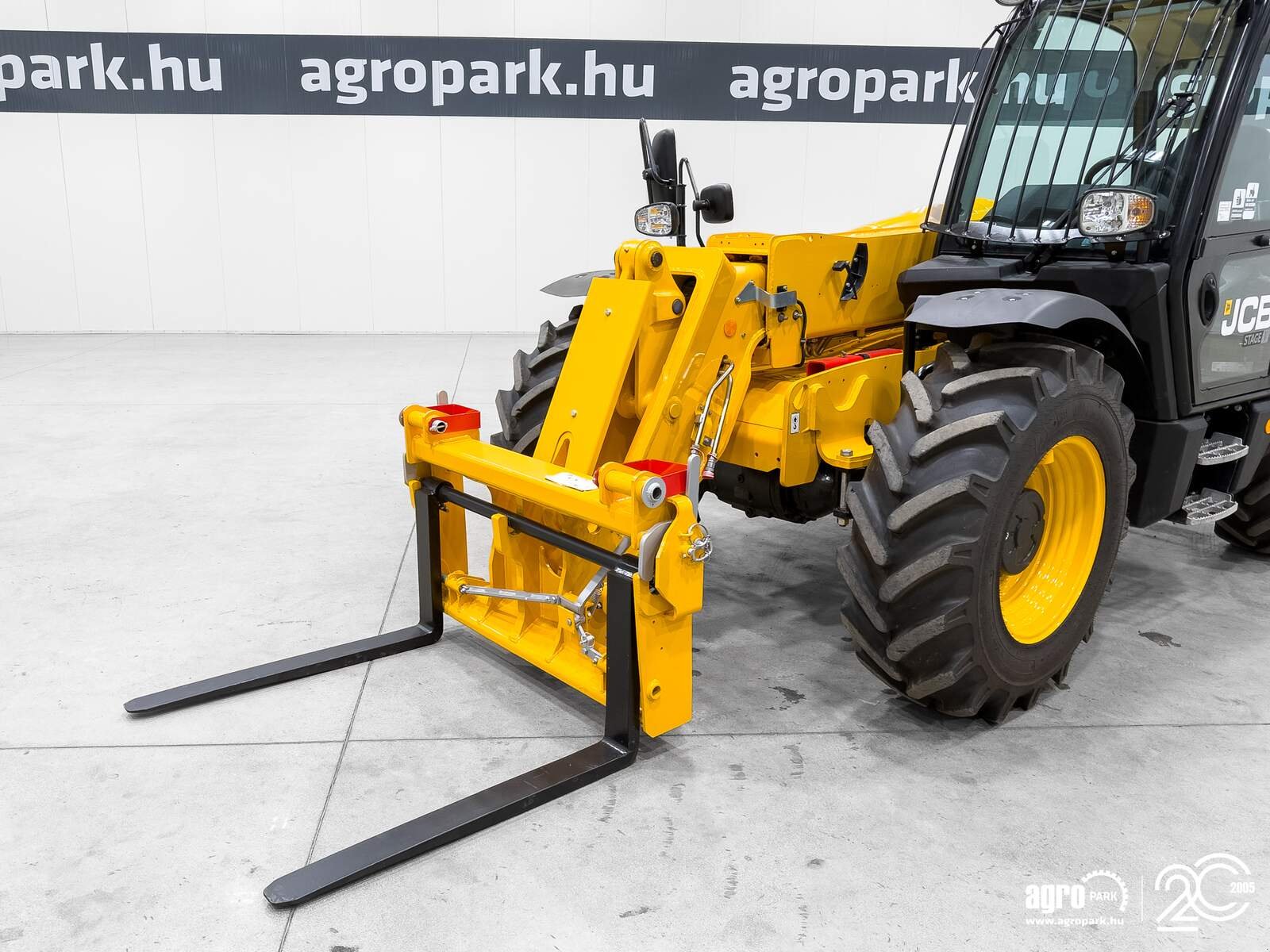 Teleskopstapler des Typs JCB 531-70, Gebrauchtmaschine in Csengele (Bild 28)