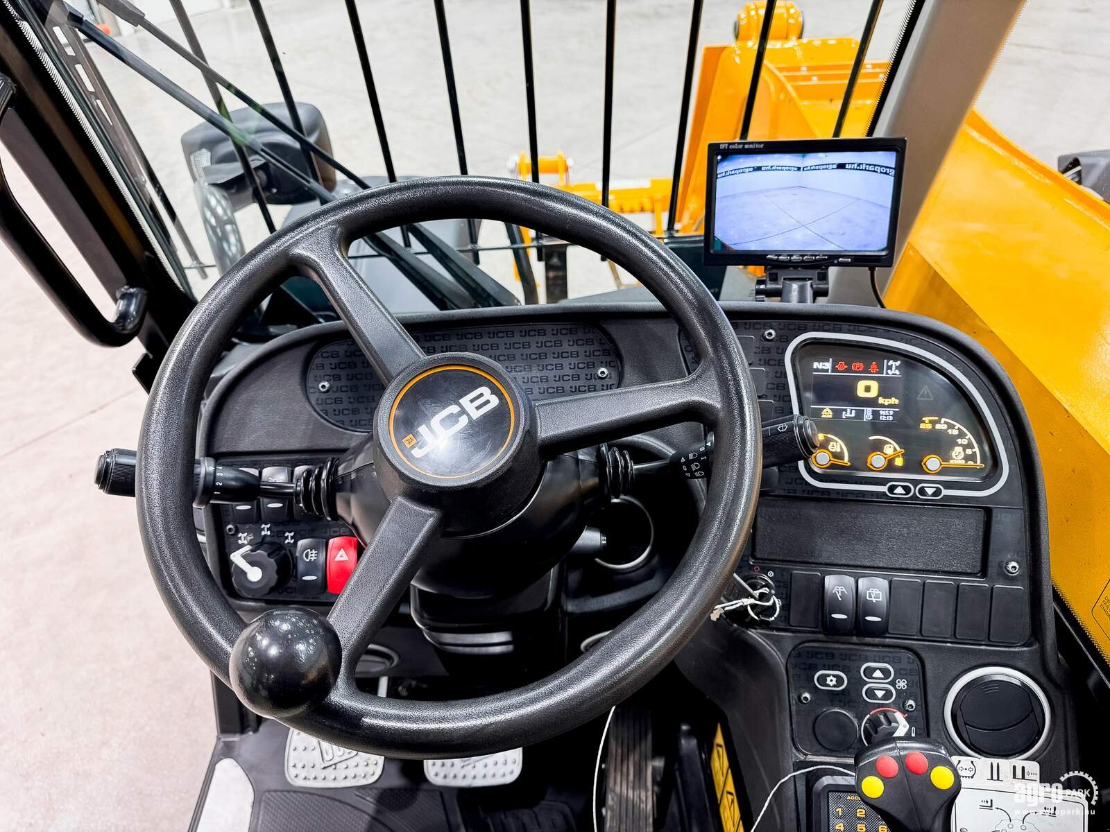 Teleskopstapler типа JCB 531-70, Gebrauchtmaschine в Csengele (Фотография 13)