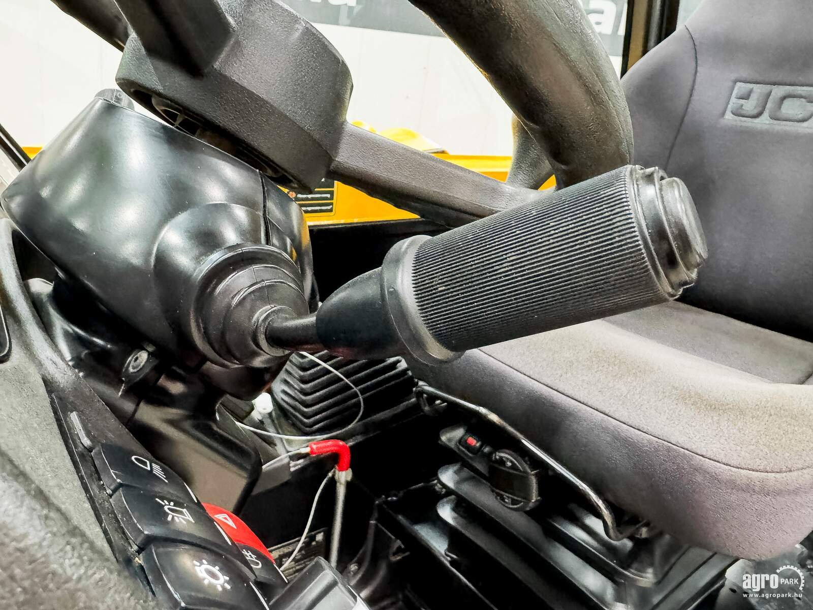 Teleskopstapler типа JCB 531-70, Gebrauchtmaschine в Csengele (Фотография 23)