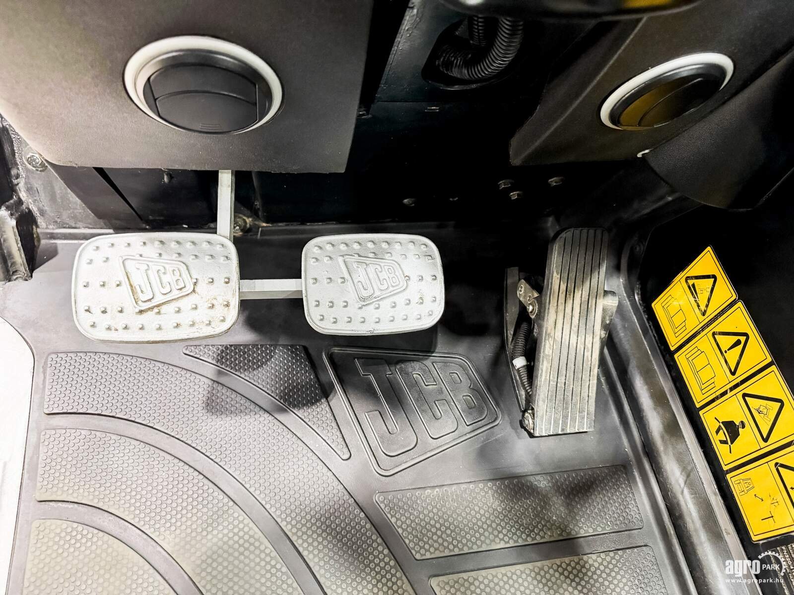 Teleskopstapler типа JCB 531-70, Gebrauchtmaschine в Csengele (Фотография 25)