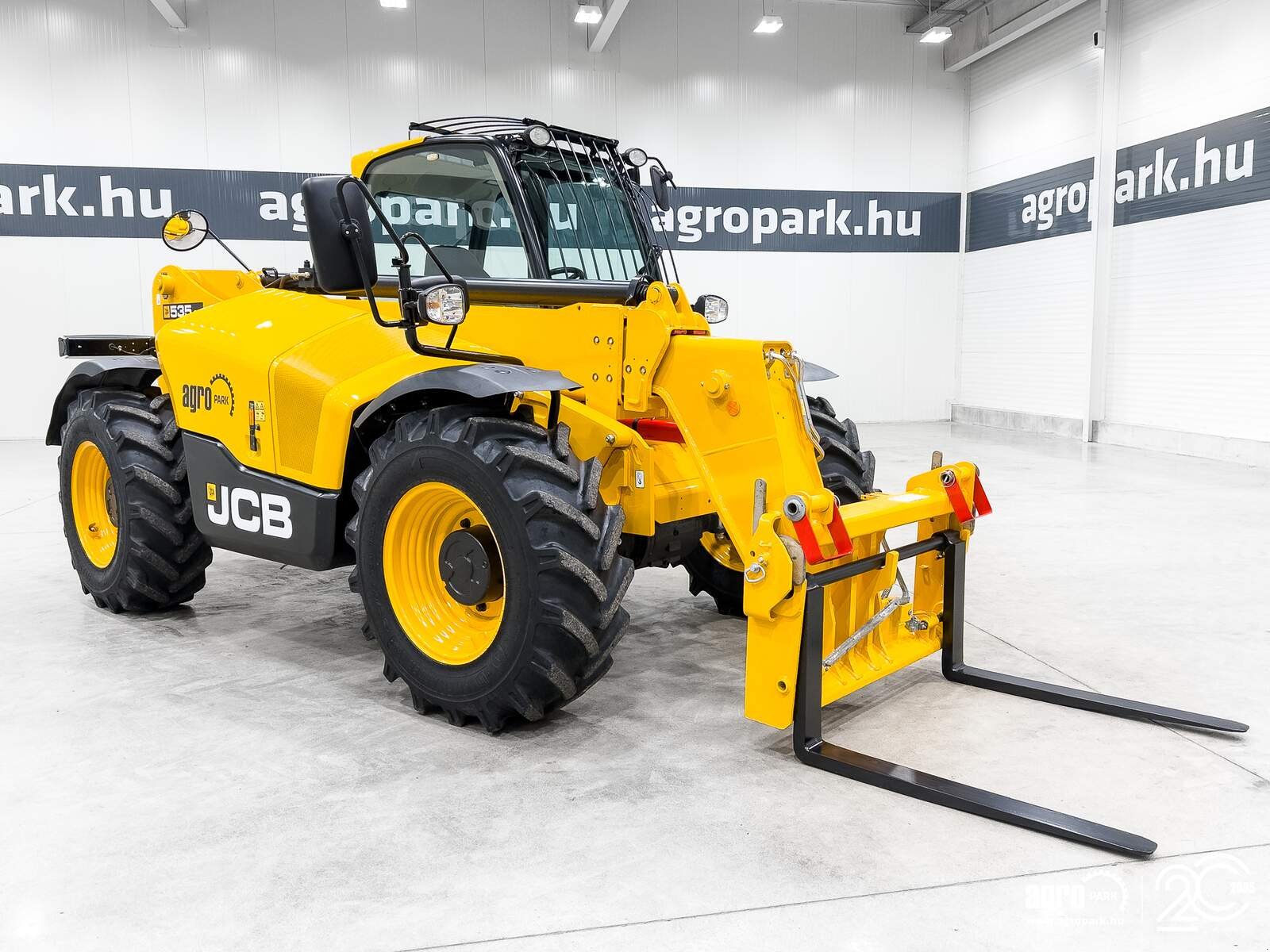 Teleskopstapler des Typs JCB 535-95, Gebrauchtmaschine in Csengele (Bild 2)