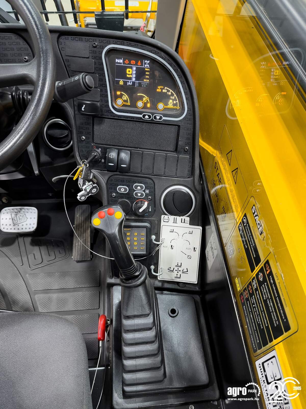 Teleskopstapler des Typs JCB 535-95, Gebrauchtmaschine in Csengele (Bild 15)