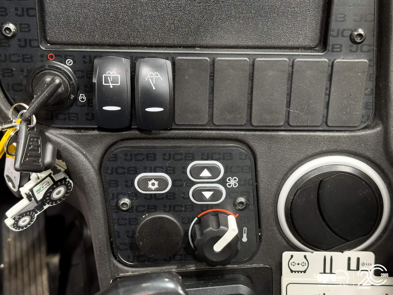 Teleskopstapler des Typs JCB 535-95, Gebrauchtmaschine in Csengele (Bild 17)