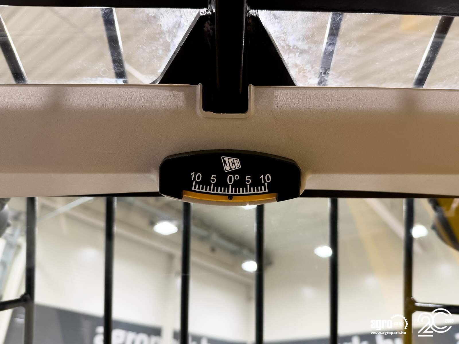 Teleskopstapler des Typs JCB 535-95, Gebrauchtmaschine in Csengele (Bild 23)