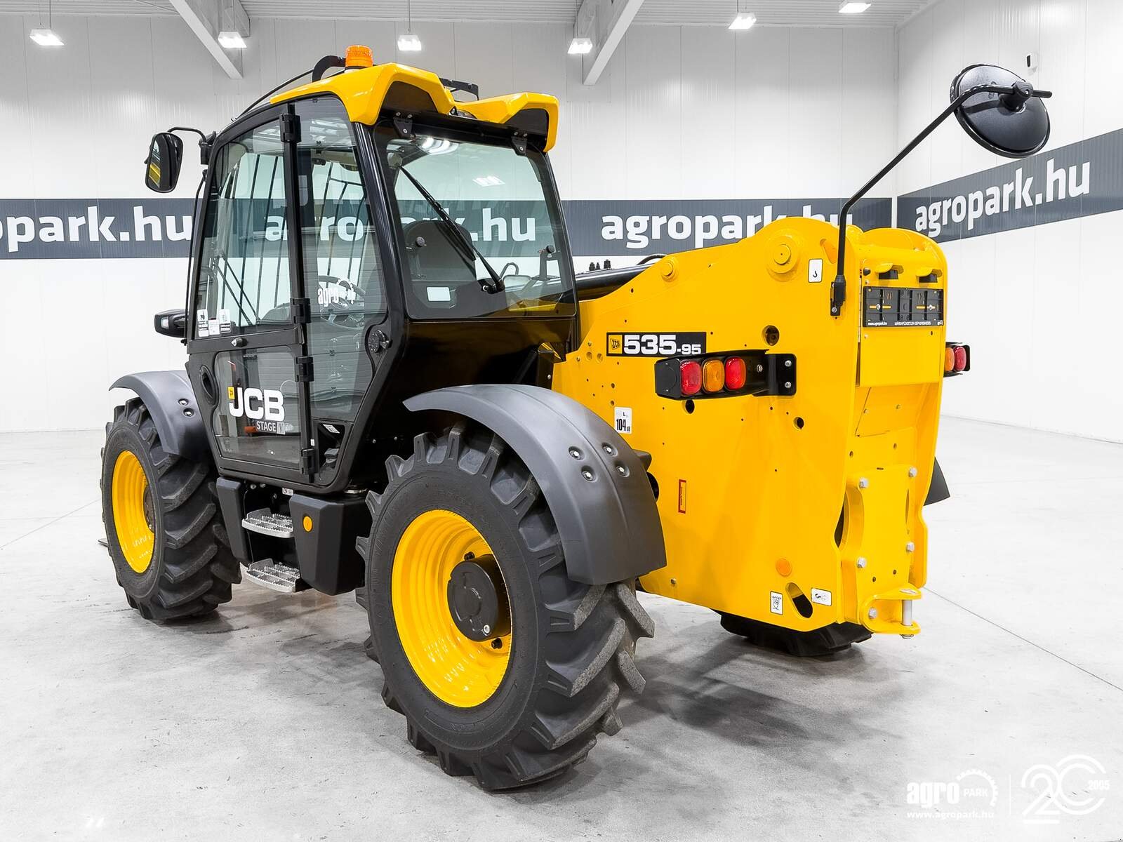 Teleskopstapler des Typs JCB 535-95, Gebrauchtmaschine in Csengele (Bild 4)