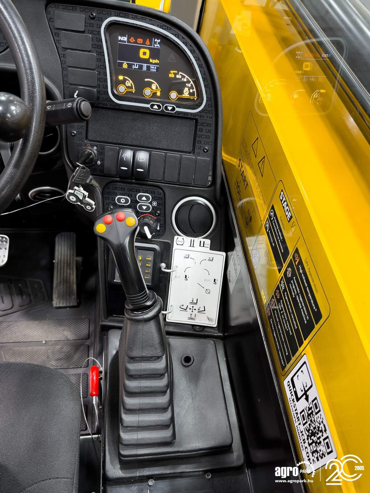 Teleskopstapler des Typs JCB 535-95, Gebrauchtmaschine in Csengele (Bild 15)