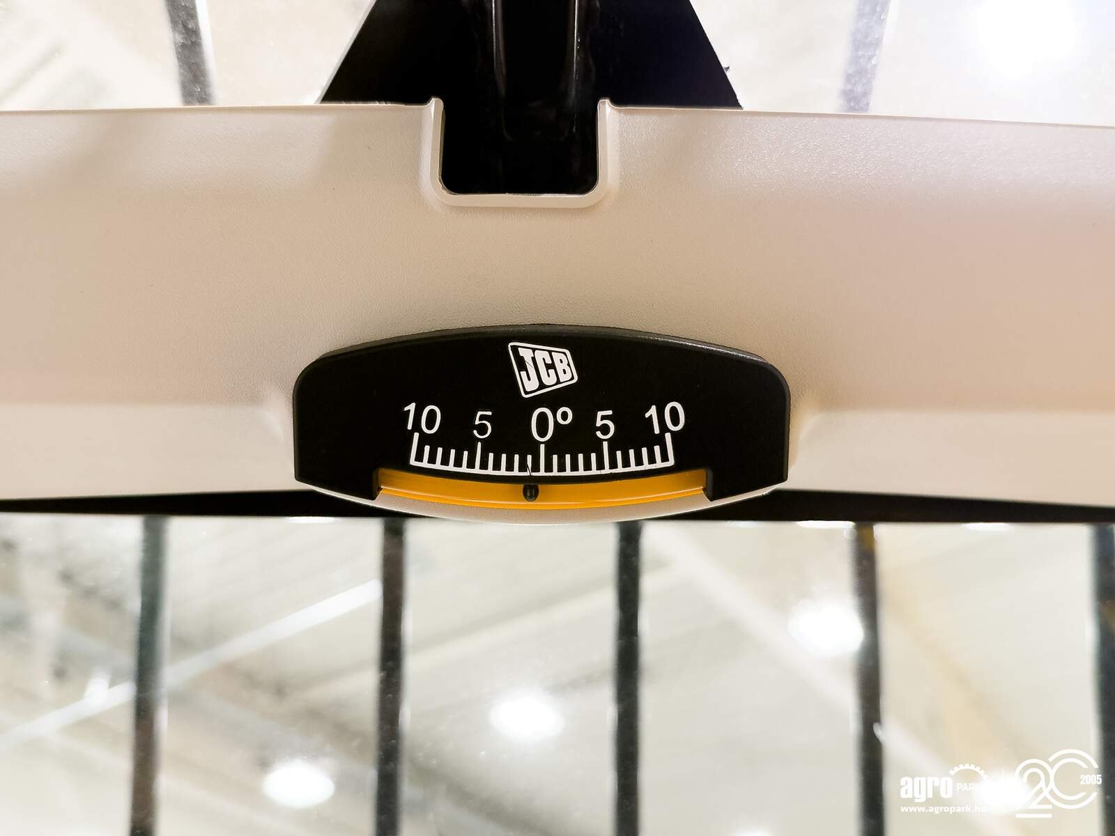 Teleskopstapler des Typs JCB 535-95, Gebrauchtmaschine in Csengele (Bild 23)