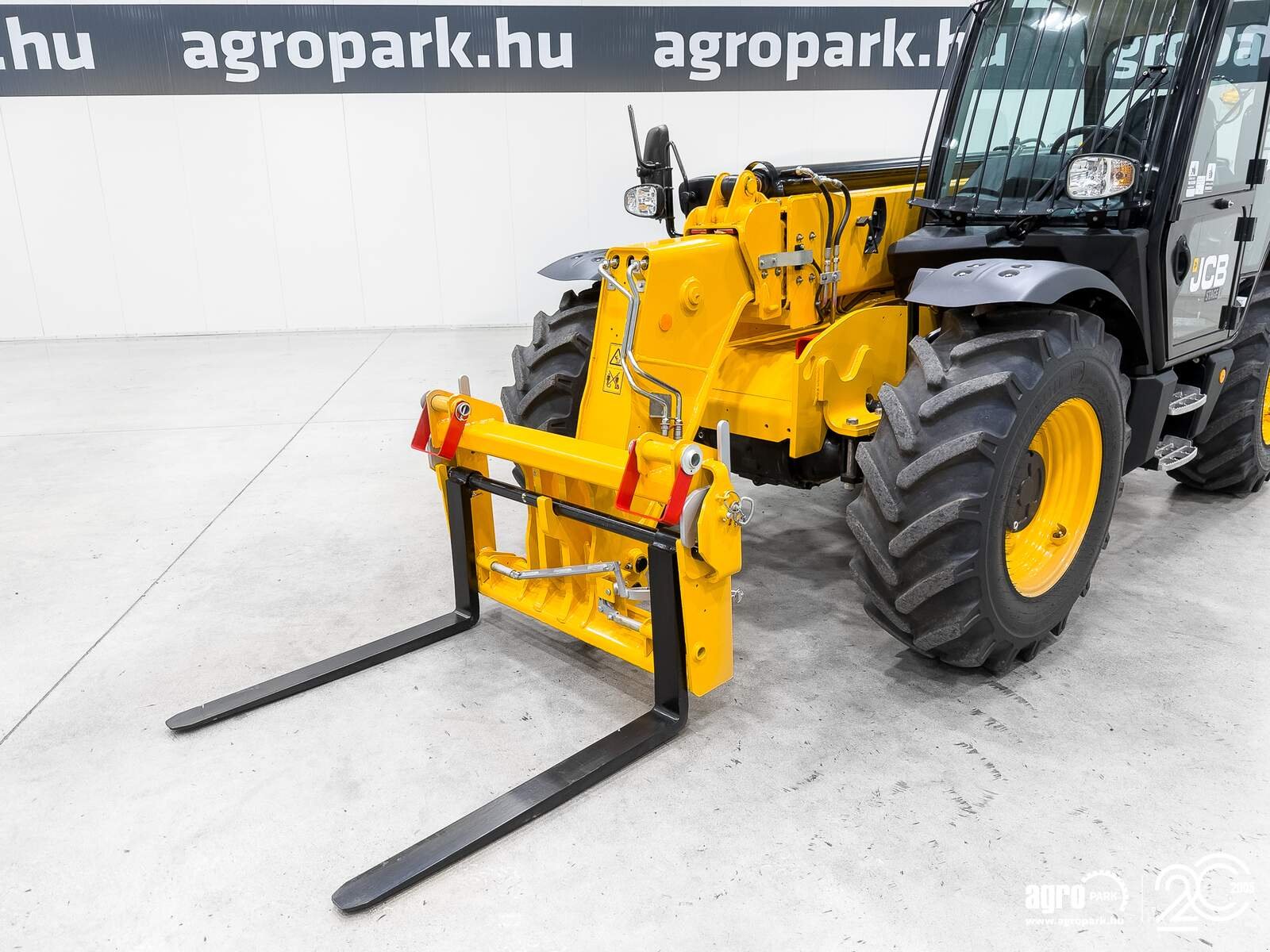 Teleskopstapler des Typs JCB 535-95, Gebrauchtmaschine in Csengele (Bild 27)