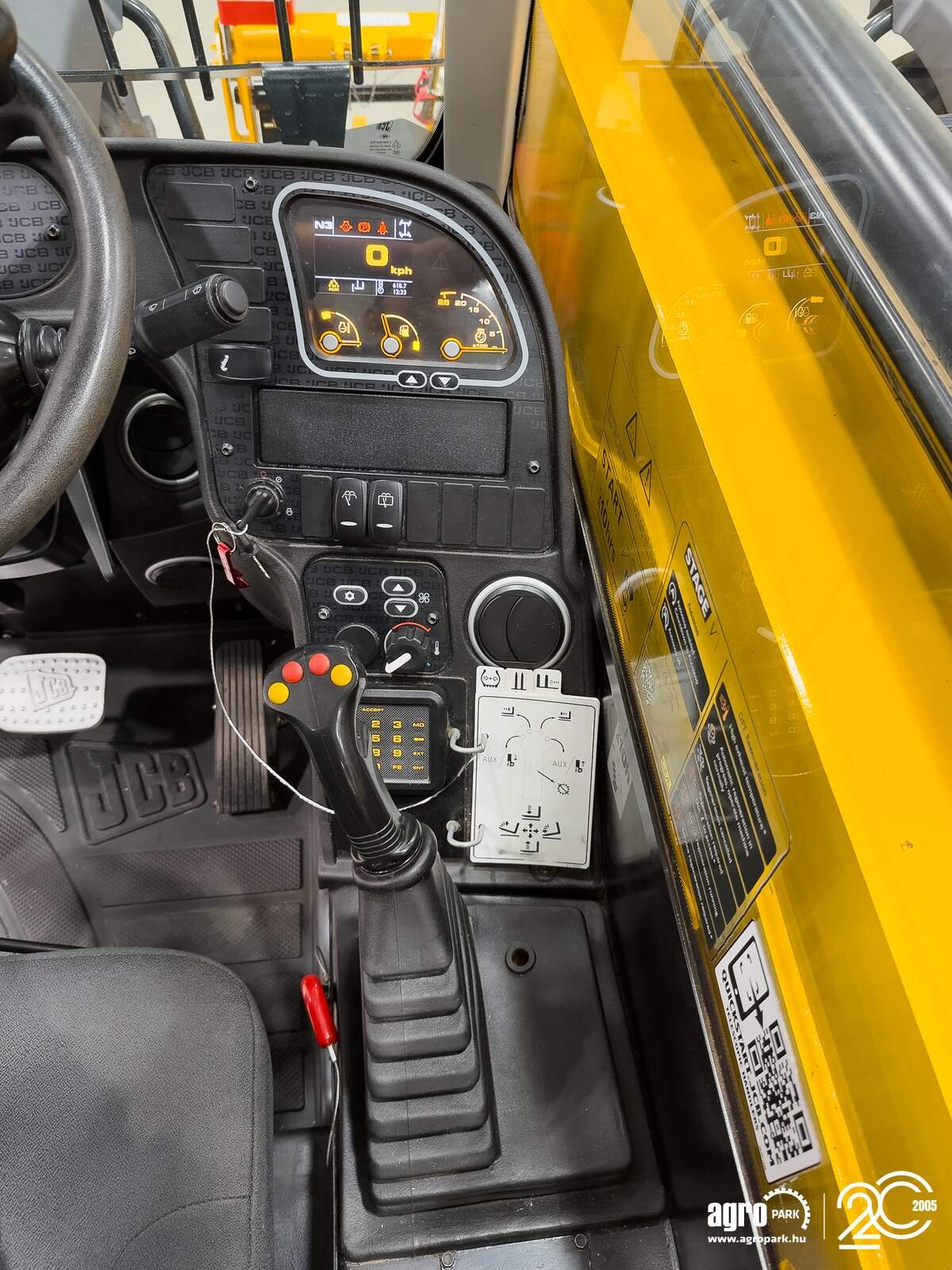 Teleskopstapler des Typs JCB 535-95, Gebrauchtmaschine in Csengele (Bild 15)