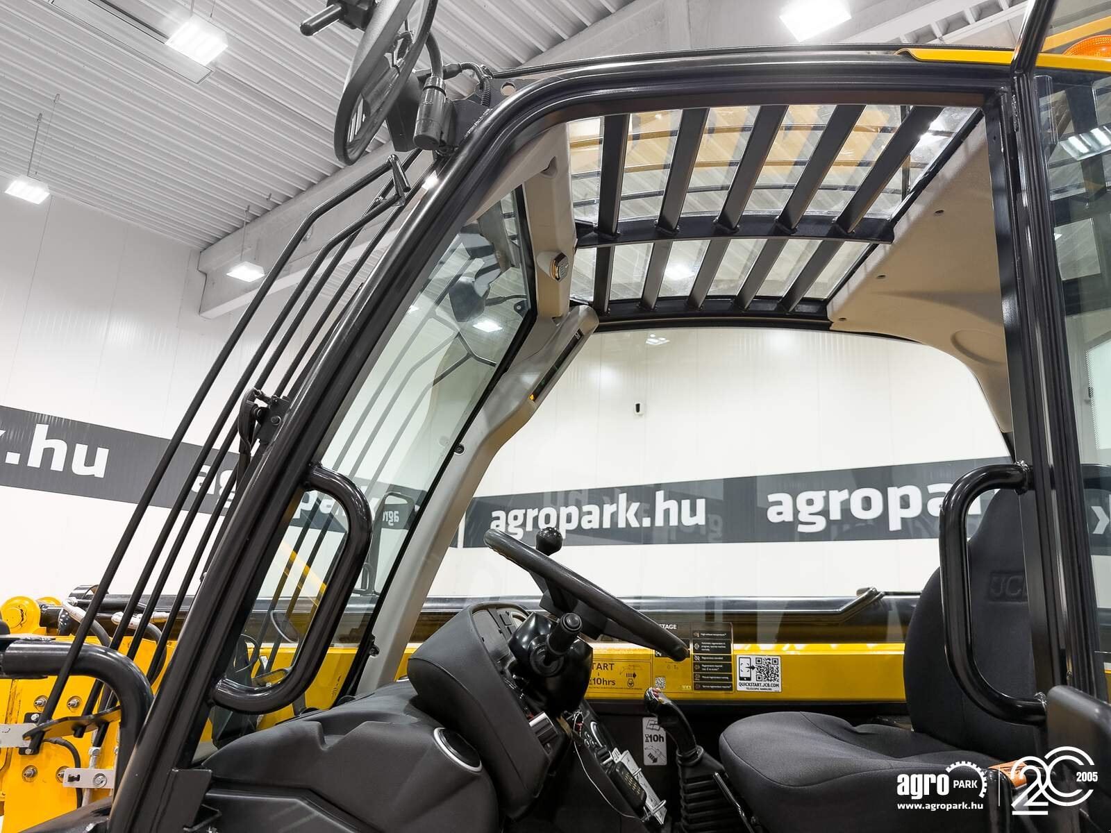 Teleskopstapler des Typs JCB 535-95, Gebrauchtmaschine in Csengele (Bild 25)