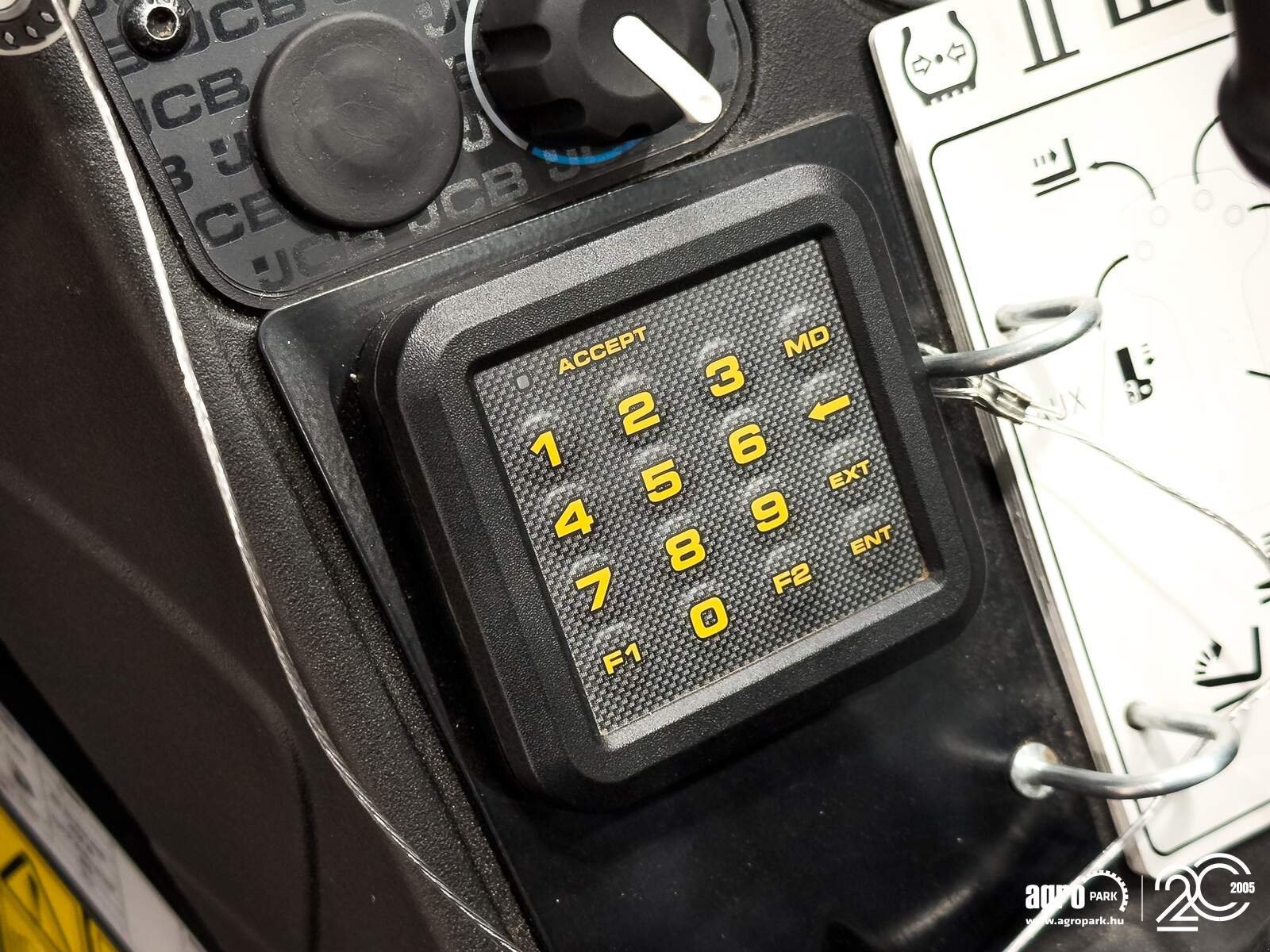 Teleskopstapler des Typs JCB 535-95, Gebrauchtmaschine in Csengele (Bild 19)