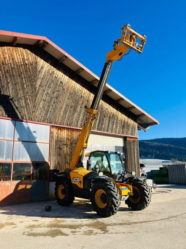 Teleskopstapler des Typs JCB 536-70 Agri Super, Gebrauchtmaschine in Domdidier (Bild 1)
