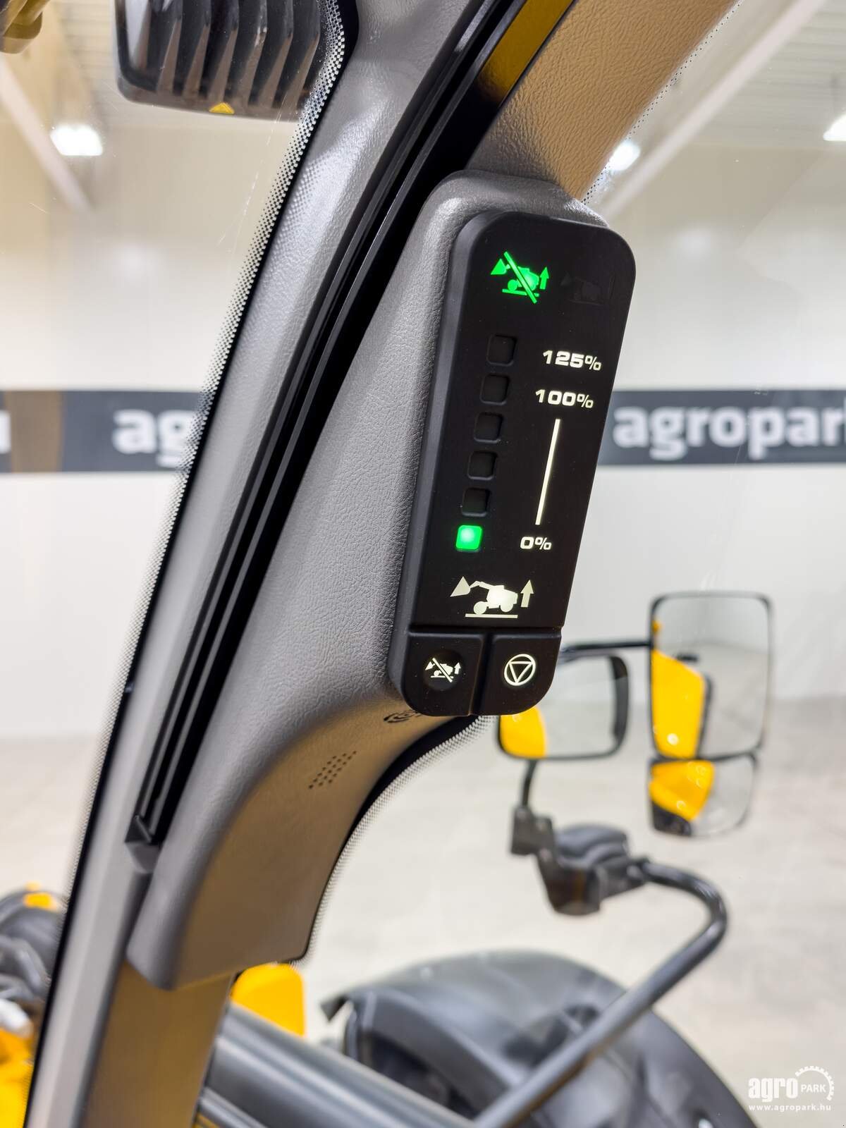 Teleskopstapler des Typs JCB 536-95 Agri Super PS6, Gebrauchtmaschine in Csengele (Bild 23)