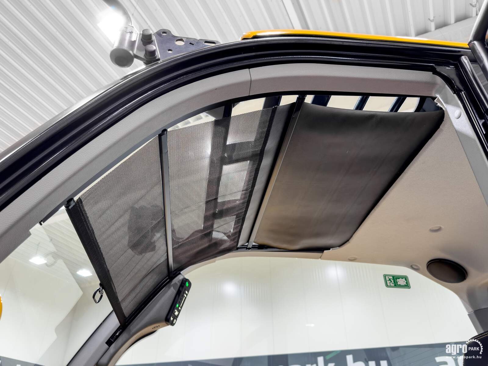 Teleskopstapler des Typs JCB 536-95 Agri Super PS6, Gebrauchtmaschine in Csengele (Bild 29)