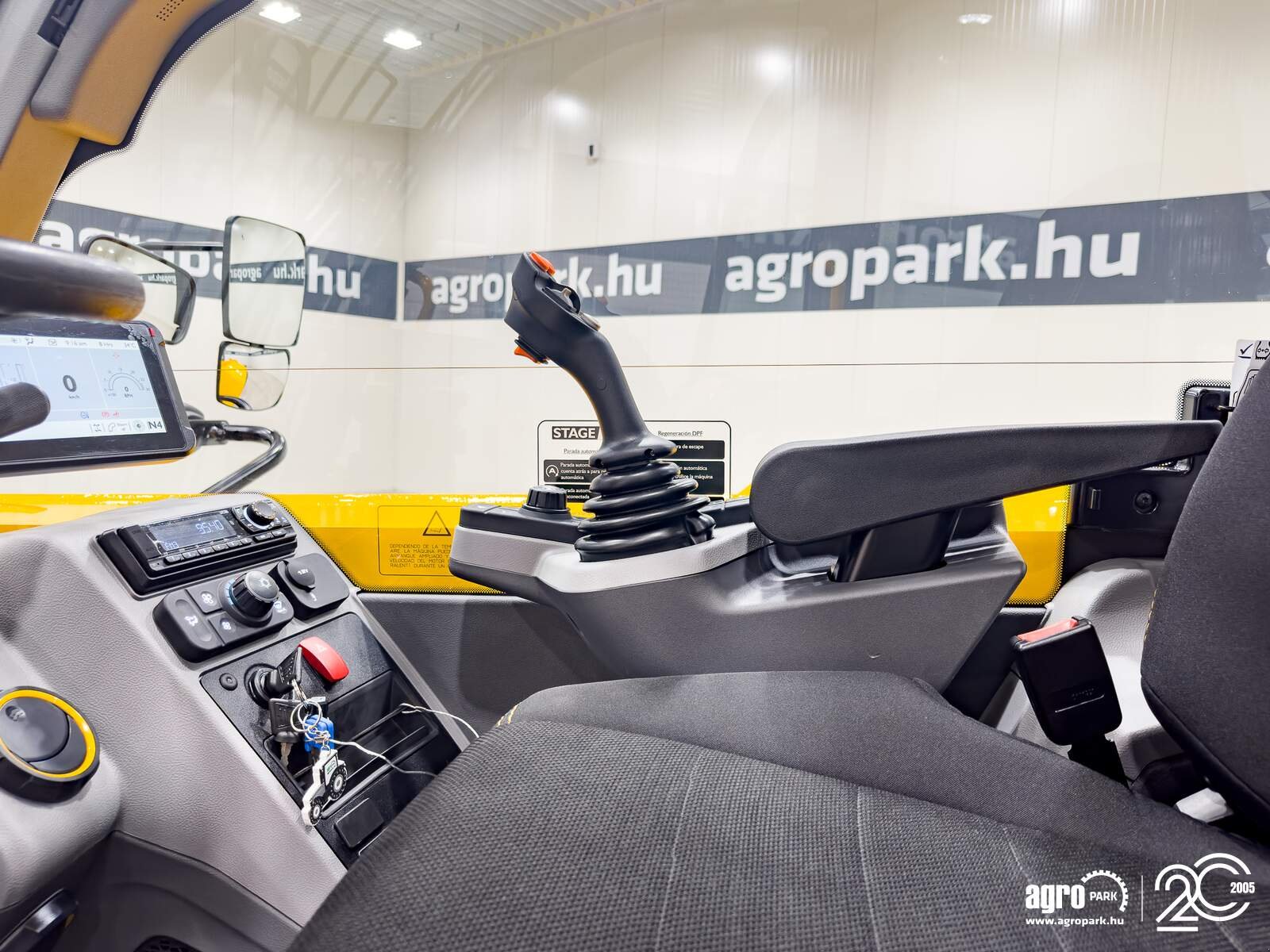 Teleskopstapler a típus JCB 538-70 Agri Super PS6 telehandler, 6 speed Powershift, 130 hp, UNUSED, Gebrauchtmaschine ekkor: Csengele (Kép 15)