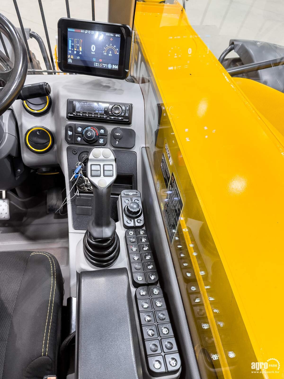 Teleskopstapler typu JCB 538-70 Agri Super PS6, Gebrauchtmaschine v Csengele (Obrázek 16)