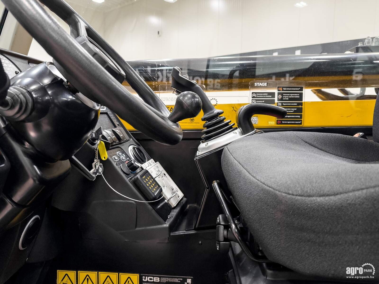 Teleskopstapler a típus JCB 540-170 Sway 17 m lifting height, 4.000 kg capacity, Joystick, air conditioner, pallet forks, Sway, hydraulic fork positioner, Gebrauchtmaschine ekkor: Csengele (Kép 13)