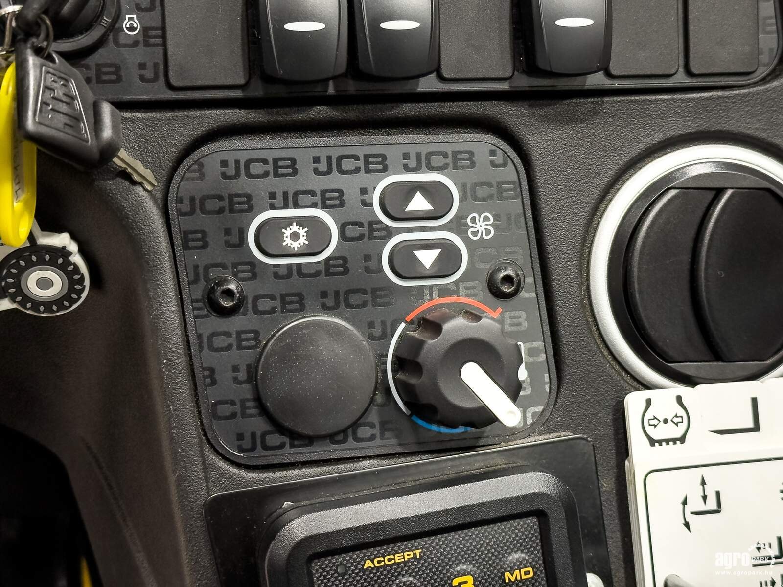 Teleskopstapler a típus JCB 540-170 Sway 17 m lifting height, 4.000 kg capacity, Joystick, air conditioner, pallet forks, Sway, hydraulic fork positioner, Gebrauchtmaschine ekkor: Csengele (Kép 18)