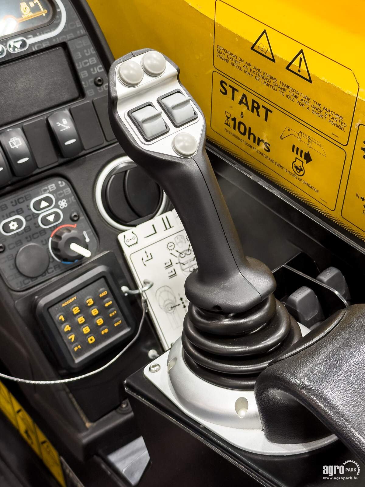 Teleskopstapler a típus JCB 540-170 Sway 17 m lifting height, 4.000 kg capacity, Joystick, air conditioner, pallet forks, Sway, hydraulic fork positioner, Gebrauchtmaschine ekkor: Csengele (Kép 21)