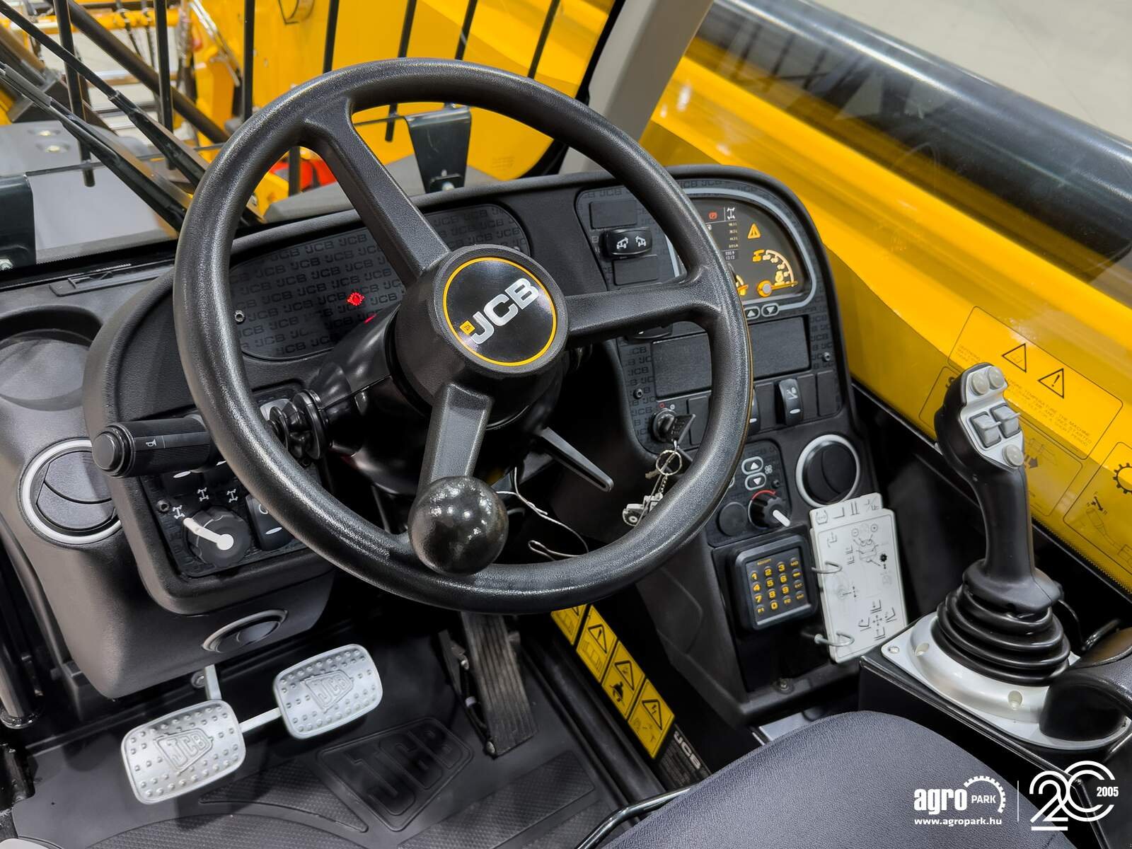 Teleskopstapler typu JCB 540-170 Sway telehandler, Joystick, air con, hydraulic shifting of the pallet forks, Gebrauchtmaschine v Csengele (Obrázek 14)