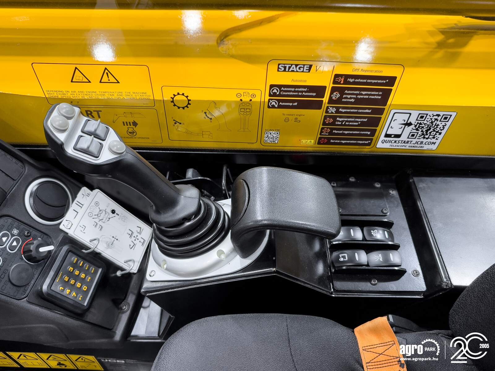 Teleskopstapler typu JCB 540-170 Sway telehandler, Joystick, air con, hydraulic shifting of the pallet forks, Gebrauchtmaschine v Csengele (Obrázek 20)