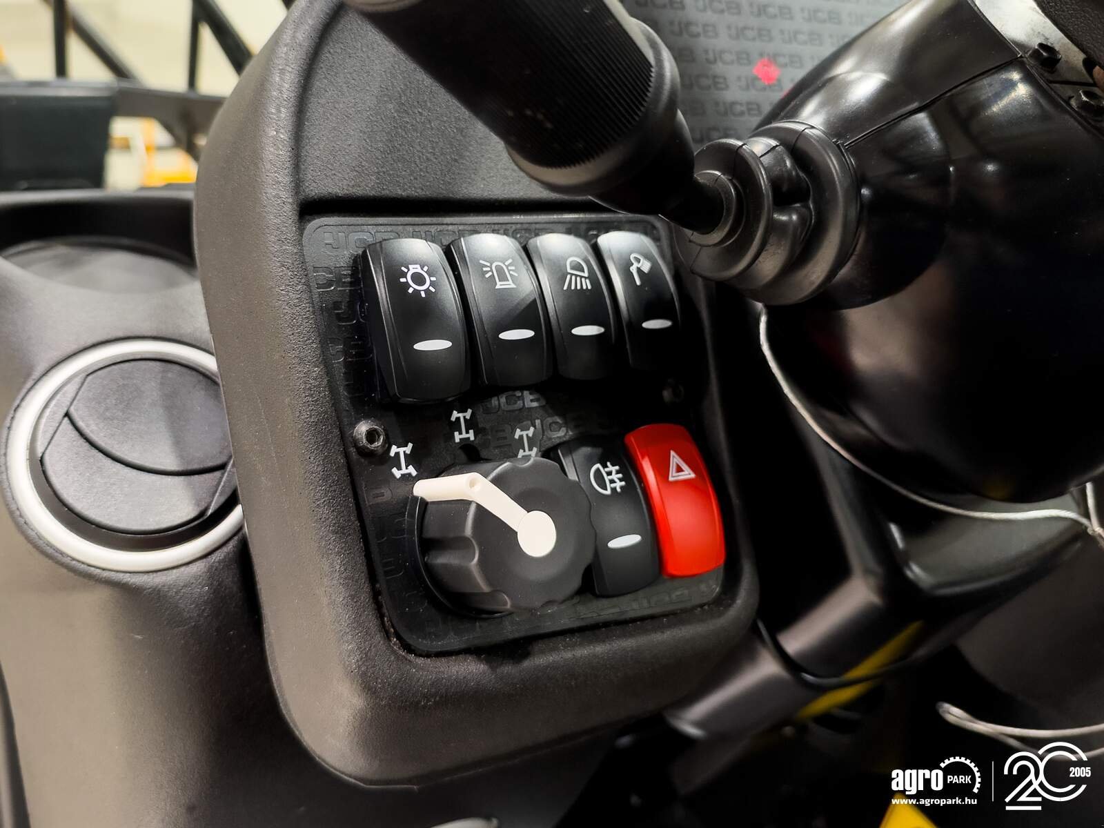 Teleskopstapler typu JCB 540-170 Sway telehandler, Joystick, air con, hydraulic shifting of the pallet forks, Gebrauchtmaschine v Csengele (Obrázek 25)