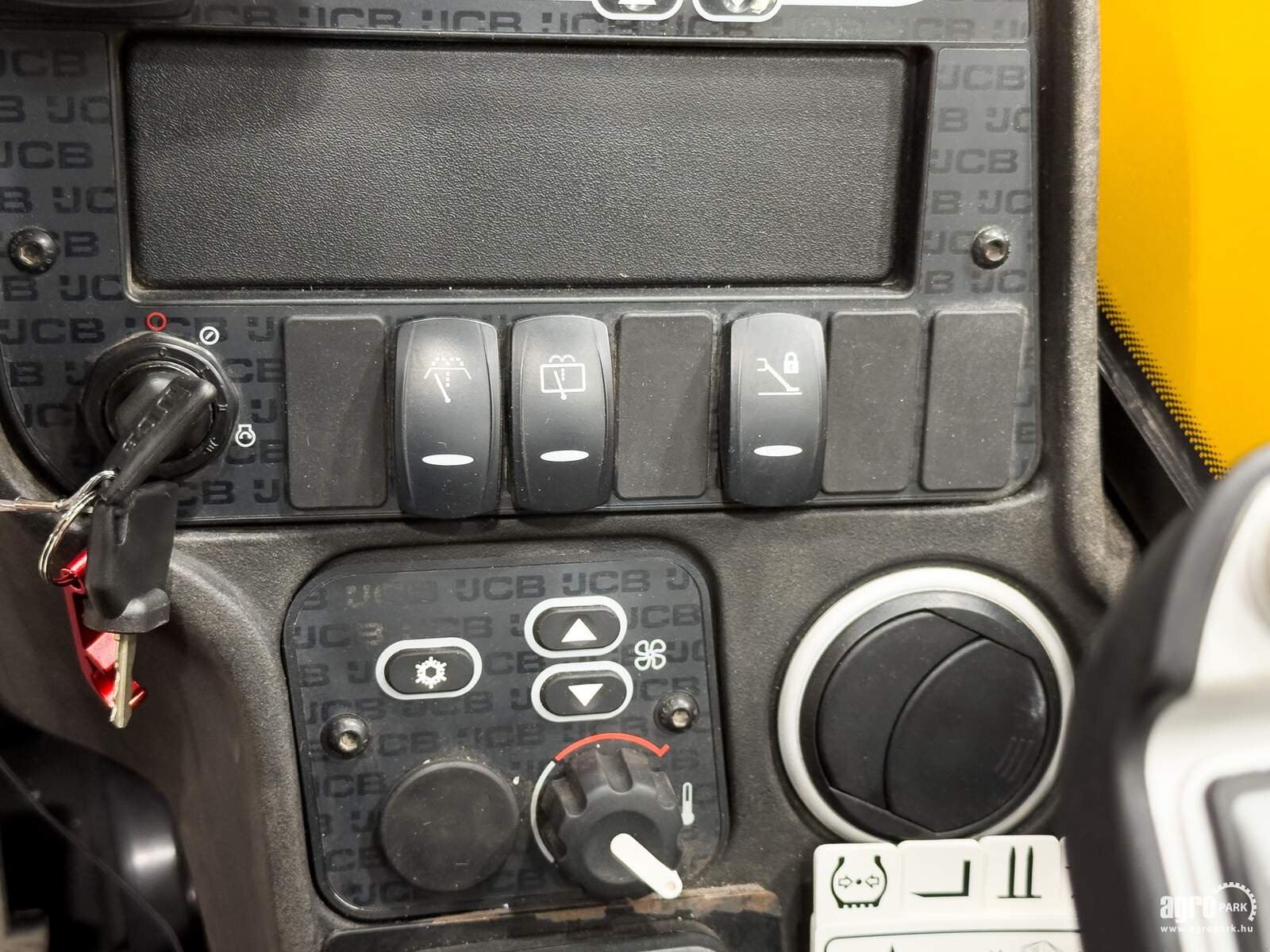 Teleskopstapler of the type JCB 540-170 Sway telehandler, Joystick, air con, hydraulic shifting of the pallet forks, Gebrauchtmaschine in Csengele (Picture 22)