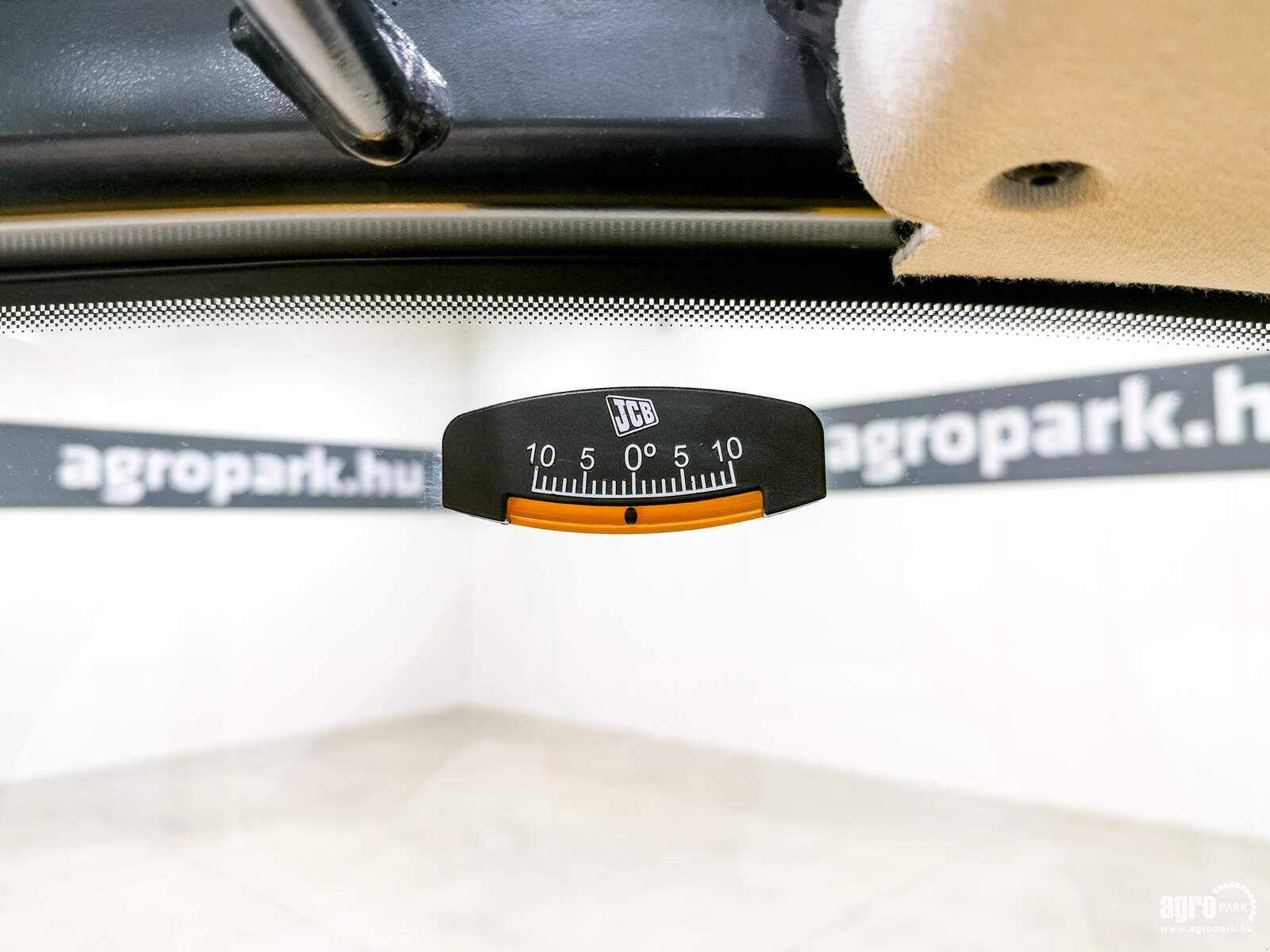 Teleskopstapler of the type JCB 540-170 Sway telehandler, Joystick, air con, hydraulic shifting of the pallet forks, Gebrauchtmaschine in Csengele (Picture 28)