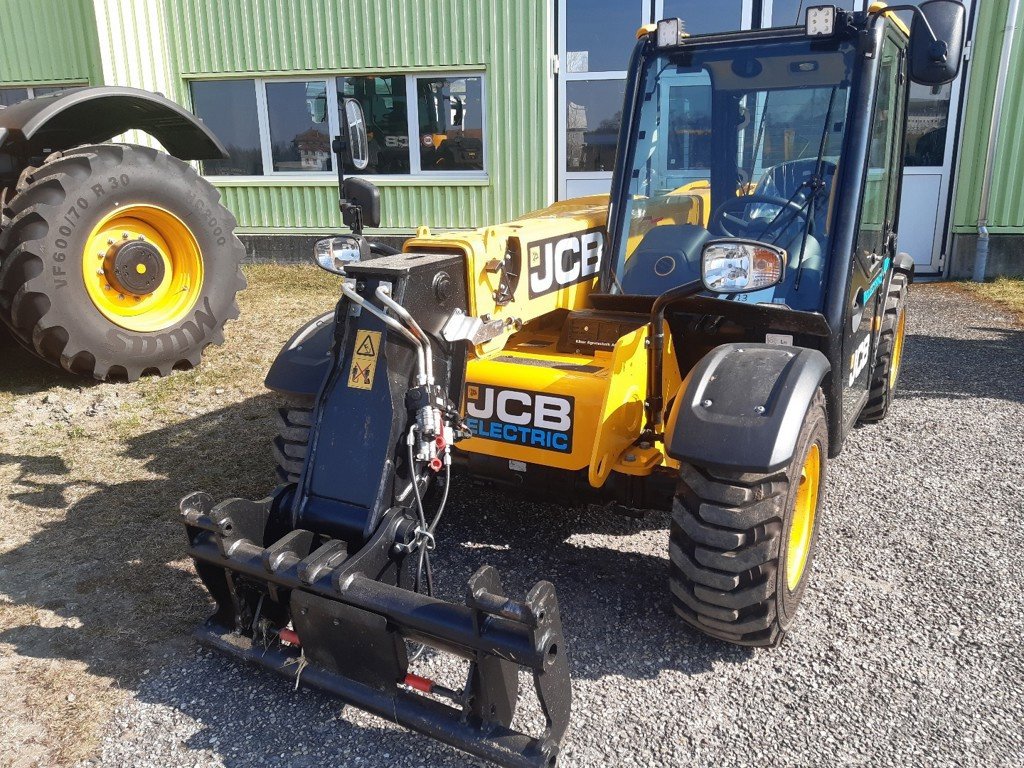 Teleskopstapler du type JCB Sonstiges, Ausstellungsmaschine en Hindelbank (Photo 3)