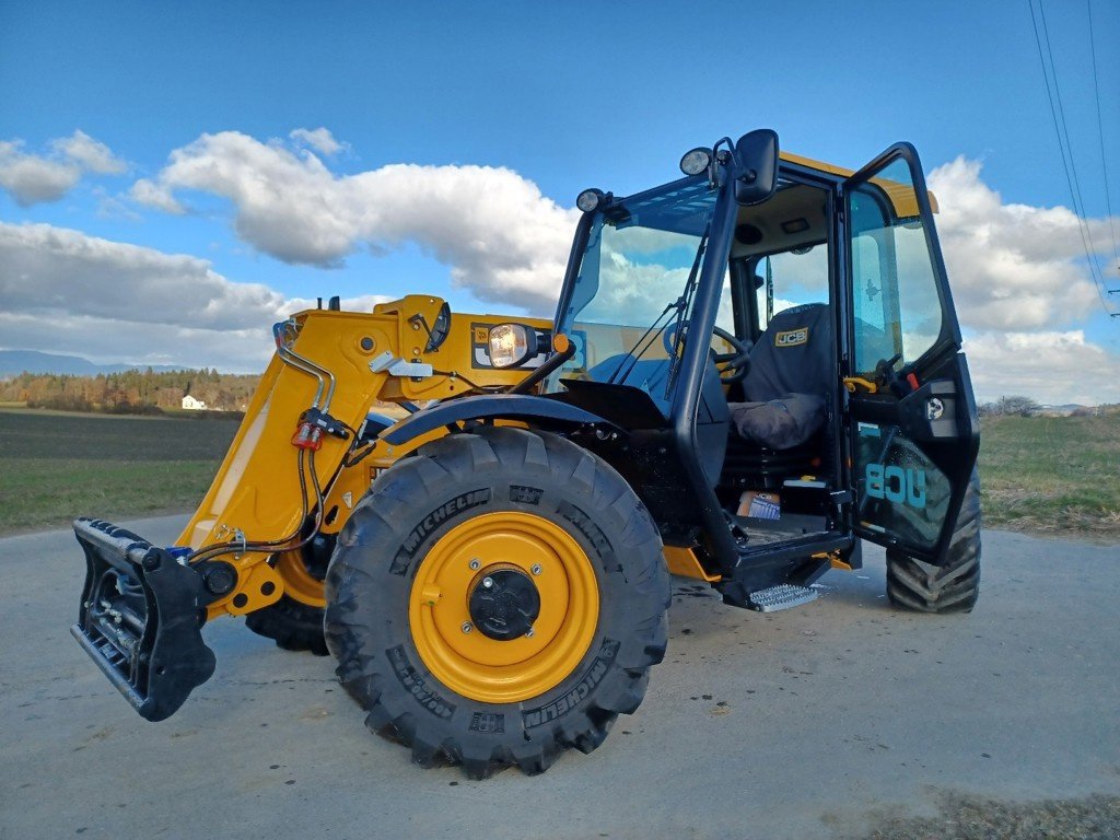 Teleskopstapler vrste JCB Sonstiges, Ausstellungsmaschine v Hindelbank (Slika 2)