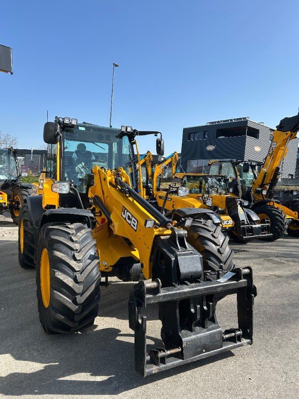 Teleskopstapler του τύπου JCB TM320S, Gebrauchtmaschine σε Domdidier (Φωτογραφία 2)